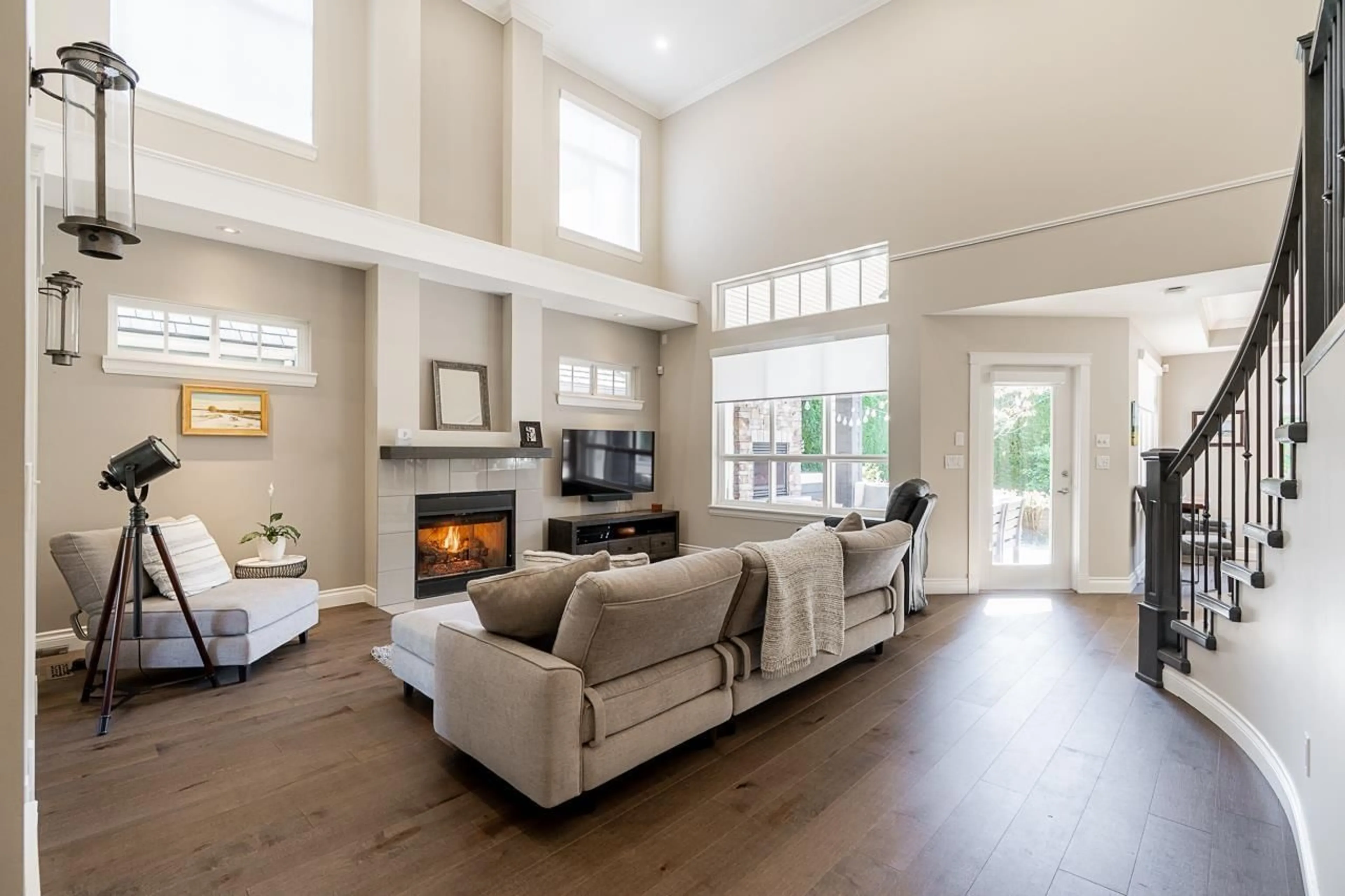 Living room with furniture, unknown for 3343 157A STREET, Surrey British Columbia V3Z3Y4