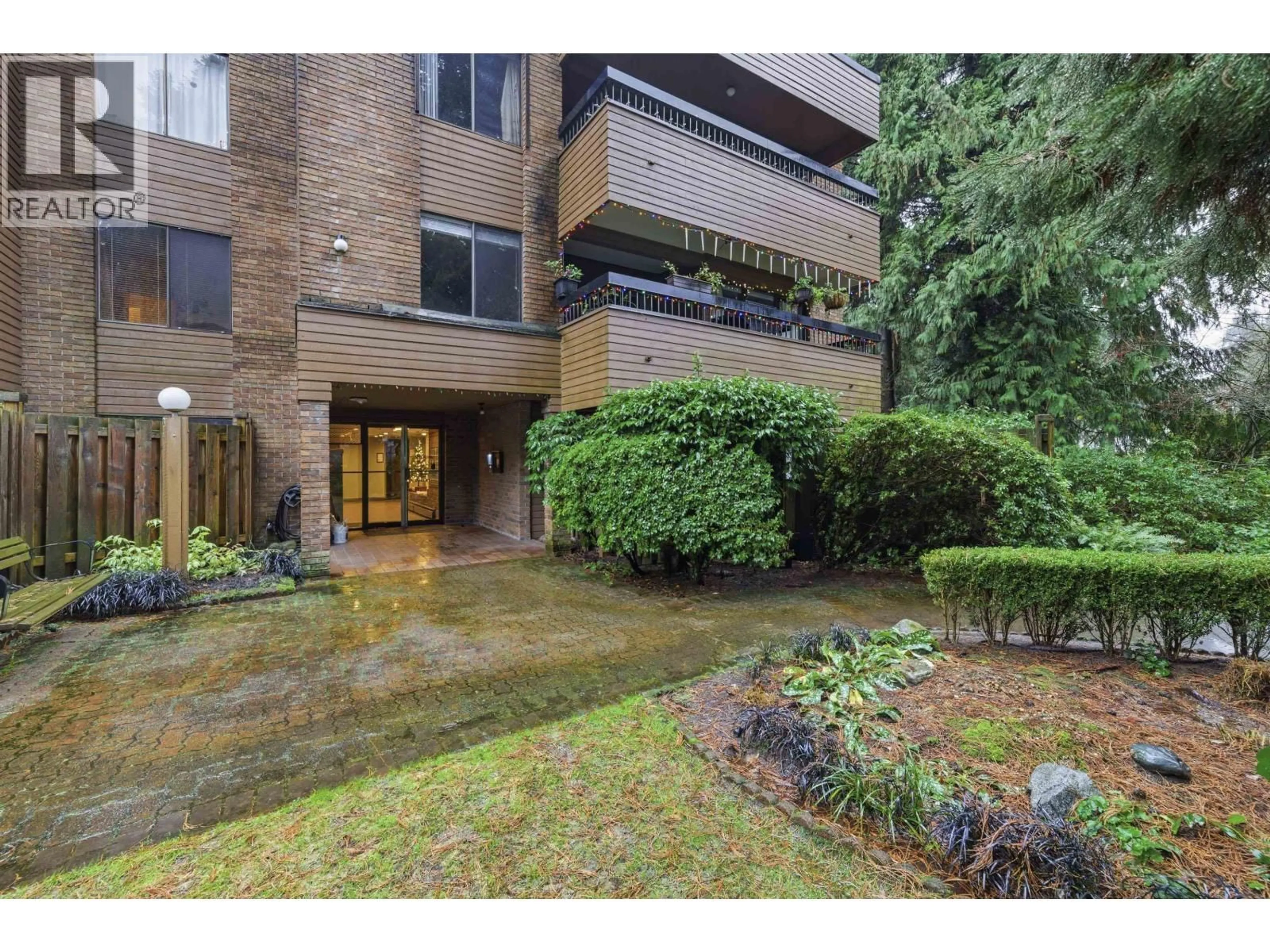 Unknown for 212 - 2620 FROMME ROAD, North Vancouver British Columbia V7J2R3