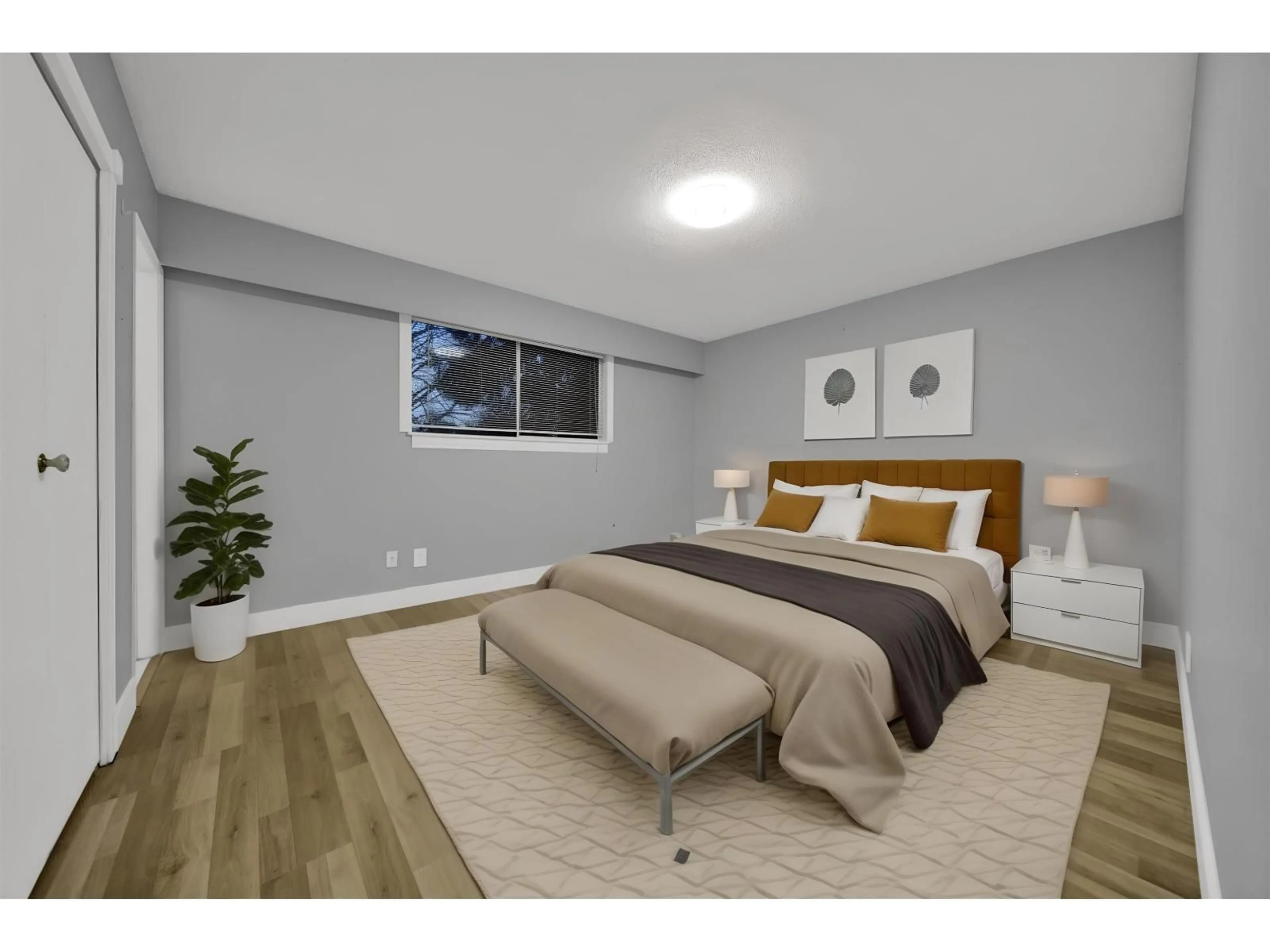 Bedroom with bed, unknown for 7085 140A STREET, Surrey British Columbia V3W5L4