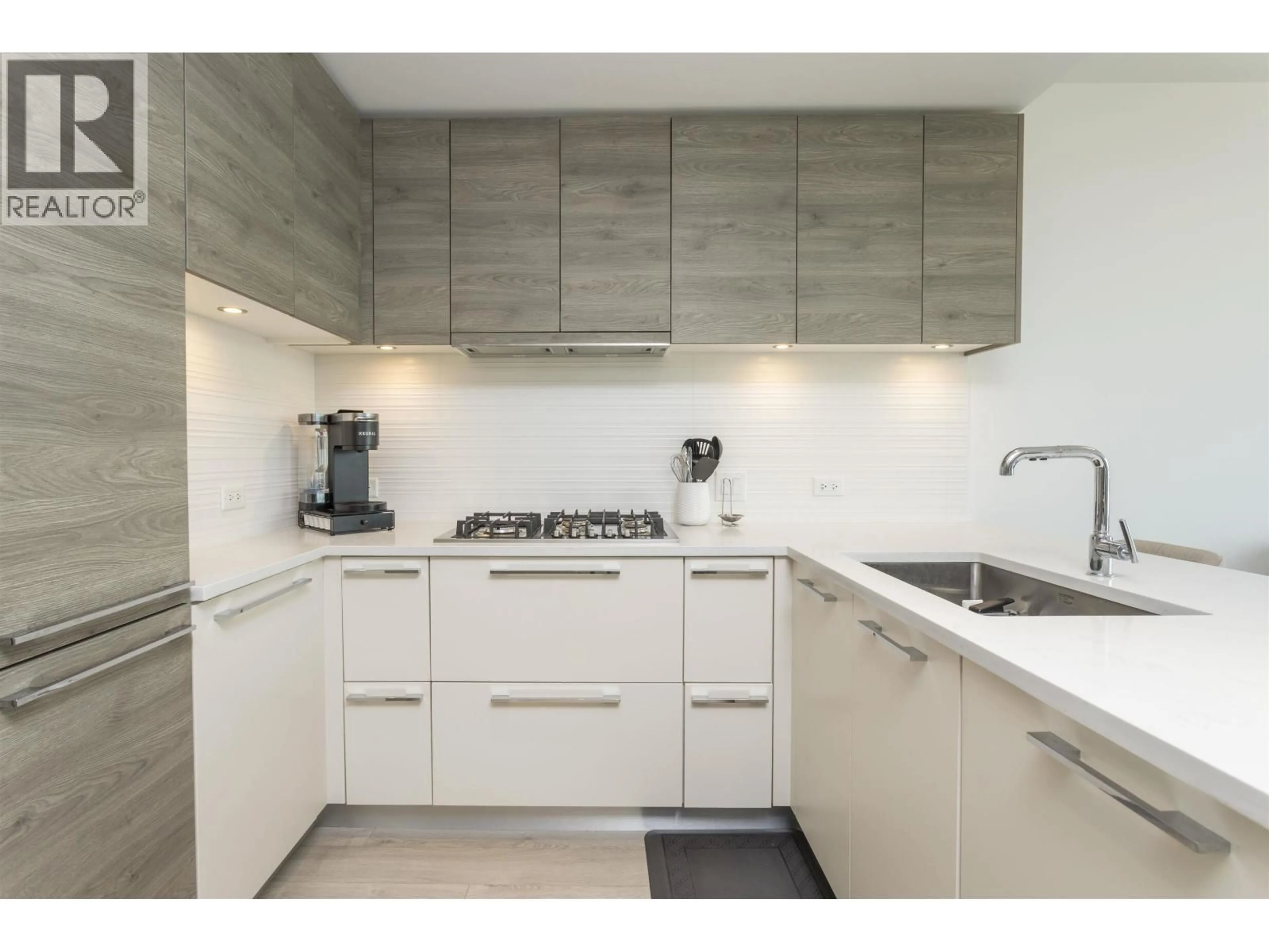 Standard kitchen, unknown for 2703 - 7358 EDMONDS STREET, Burnaby British Columbia V3N0H1