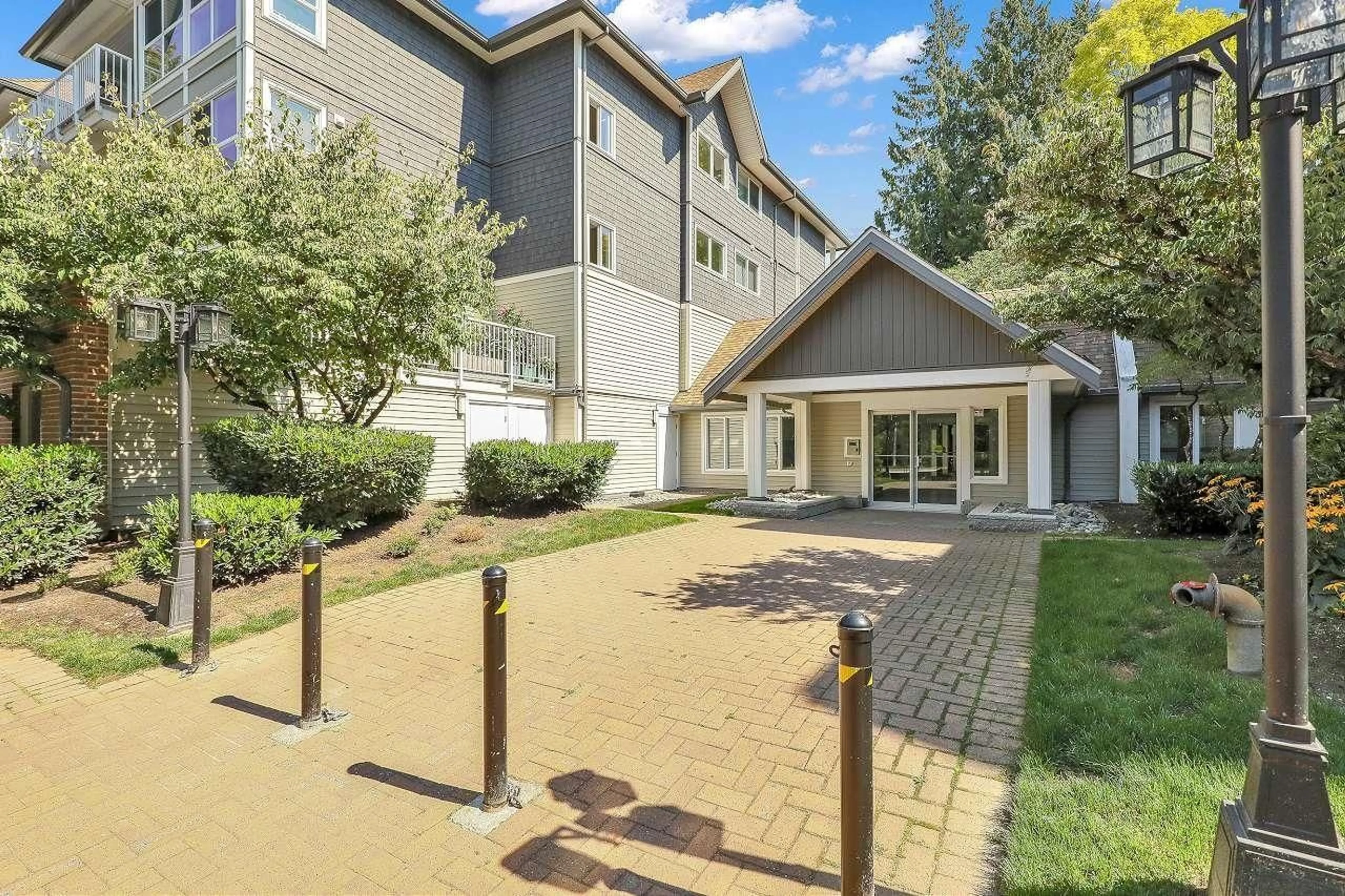 Patio, unknown for 309 - 9626 148 STREET, Surrey British Columbia V3R0W2