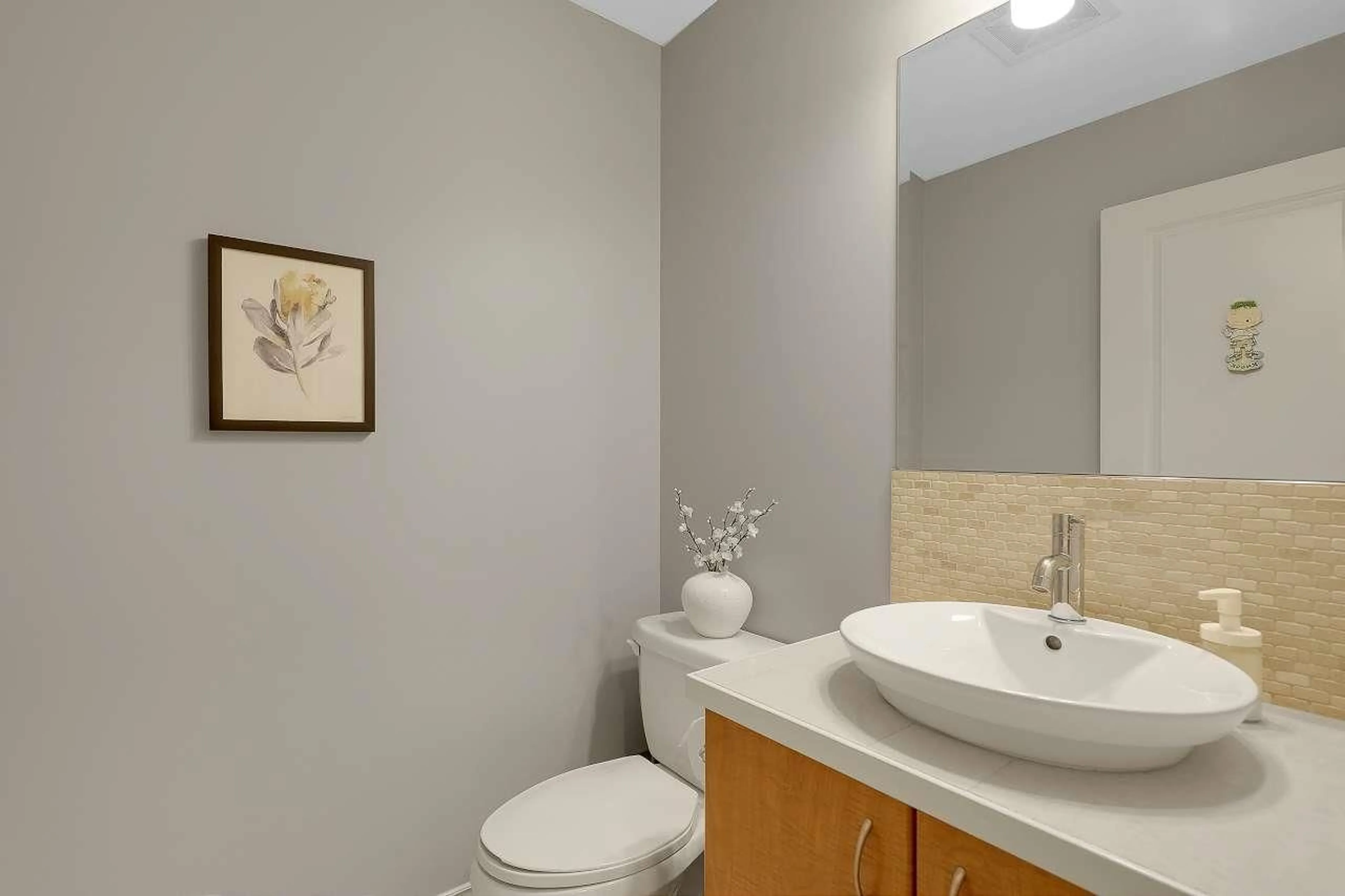 Standard bathroom, unknown for 35 - 21535 88 AVENUE, Langley British Columbia V1M4E5