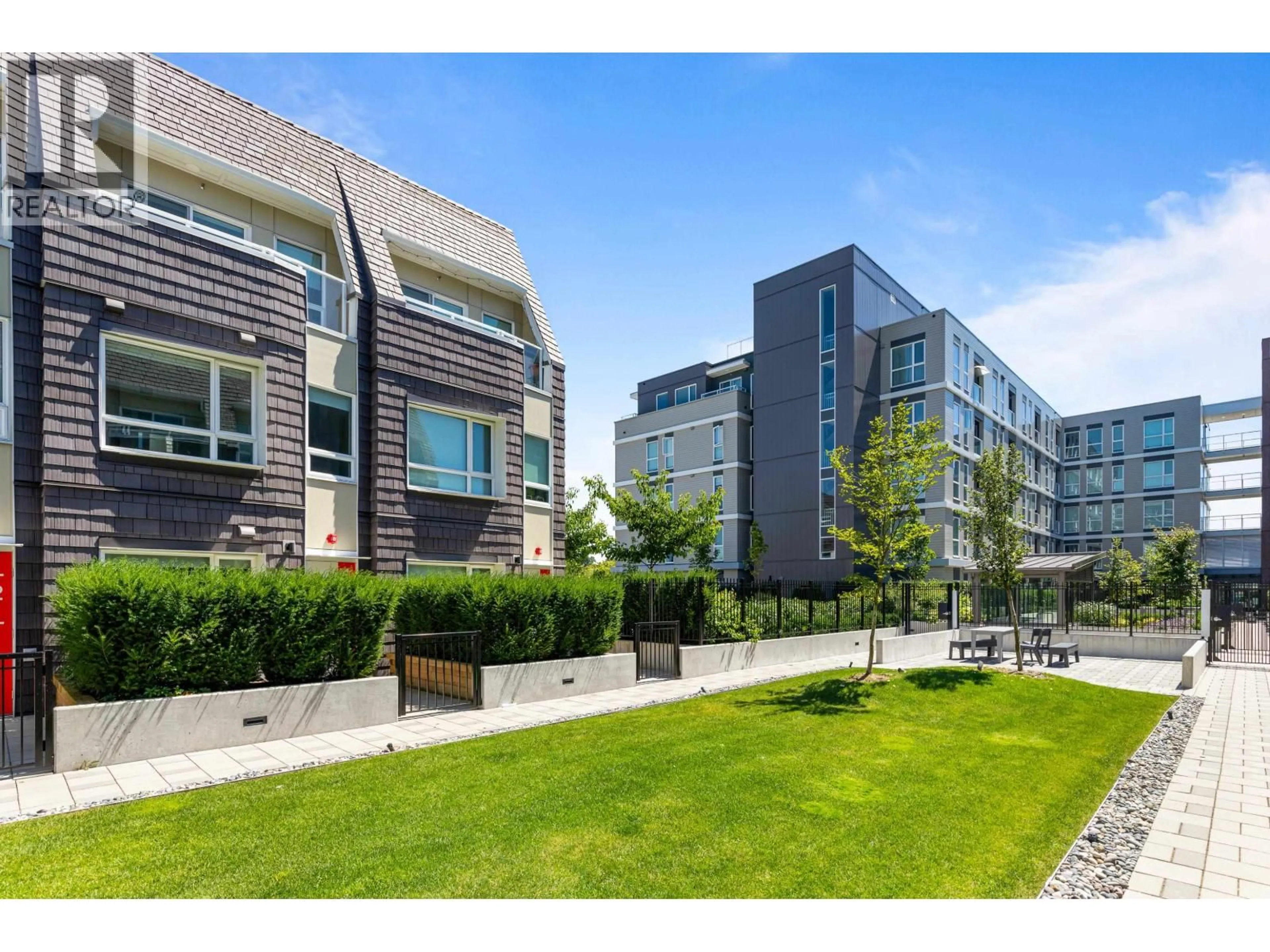 Unknown for 122 - 12040 PLAZA STREET, Maple Ridge British Columbia V2X5X9