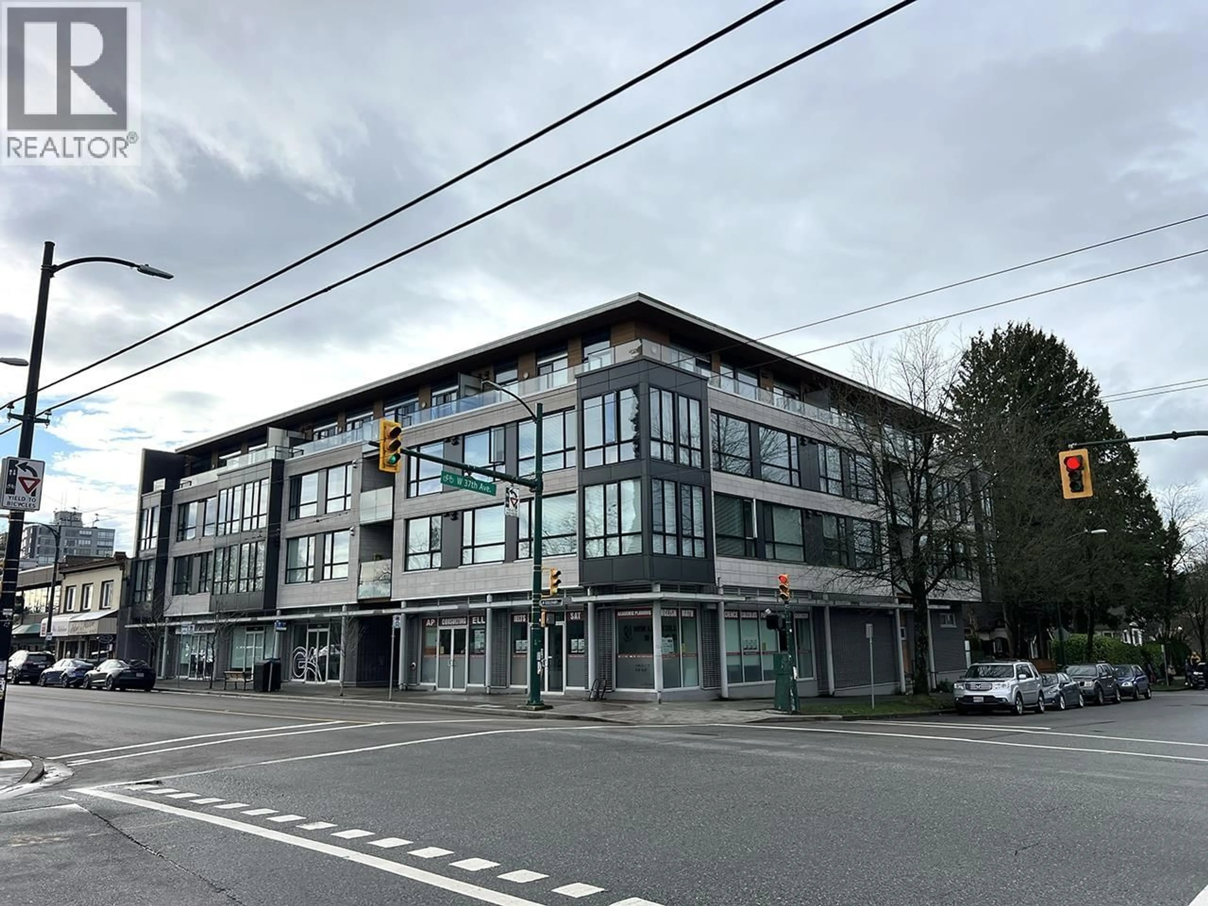 Unknown for 310 - 5325 WEST BOULEVARD, Vancouver British Columbia V6M3W4