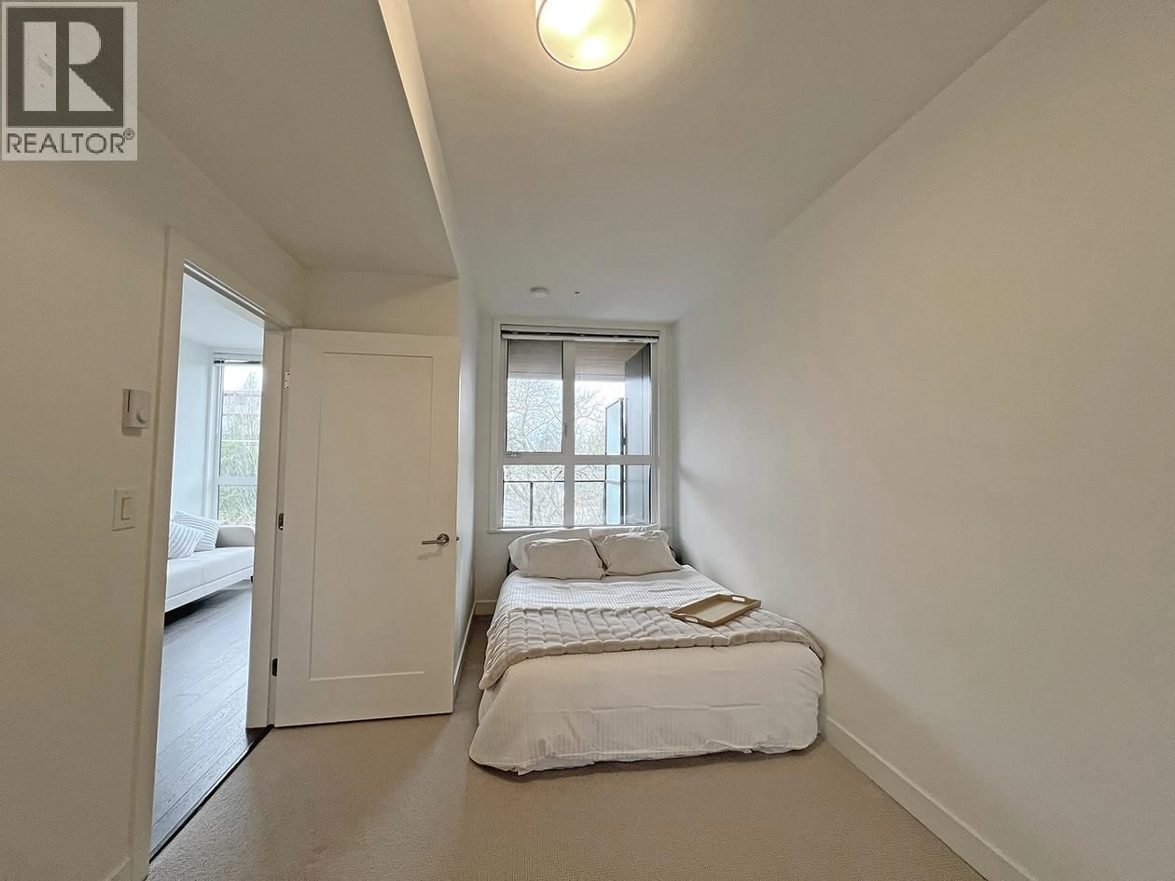A pic of a room for 310 - 5325 WEST BOULEVARD, Vancouver British Columbia V6M3W4