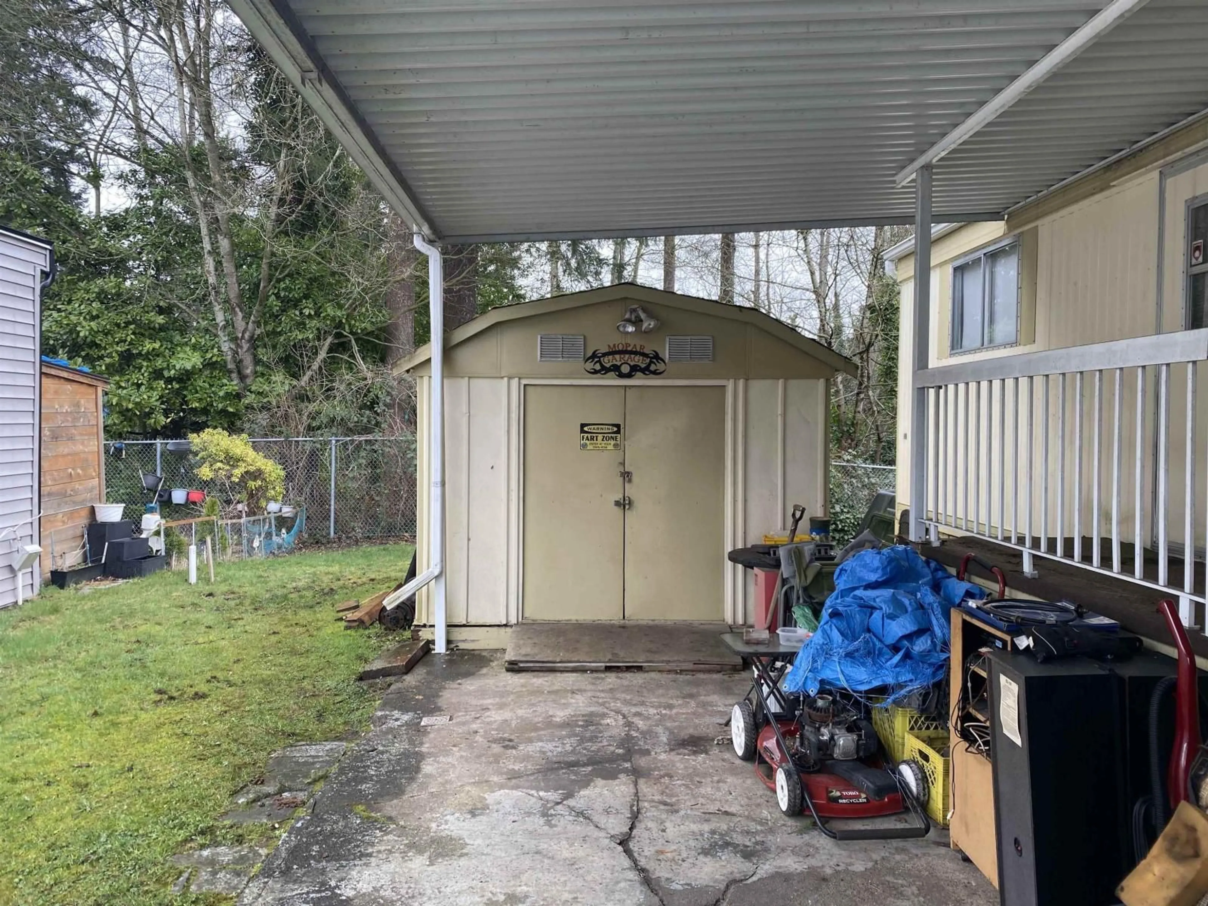 Shed for 130 - 7790 KING GEORGE BOULEVARD, Surrey British Columbia V3W5Y4