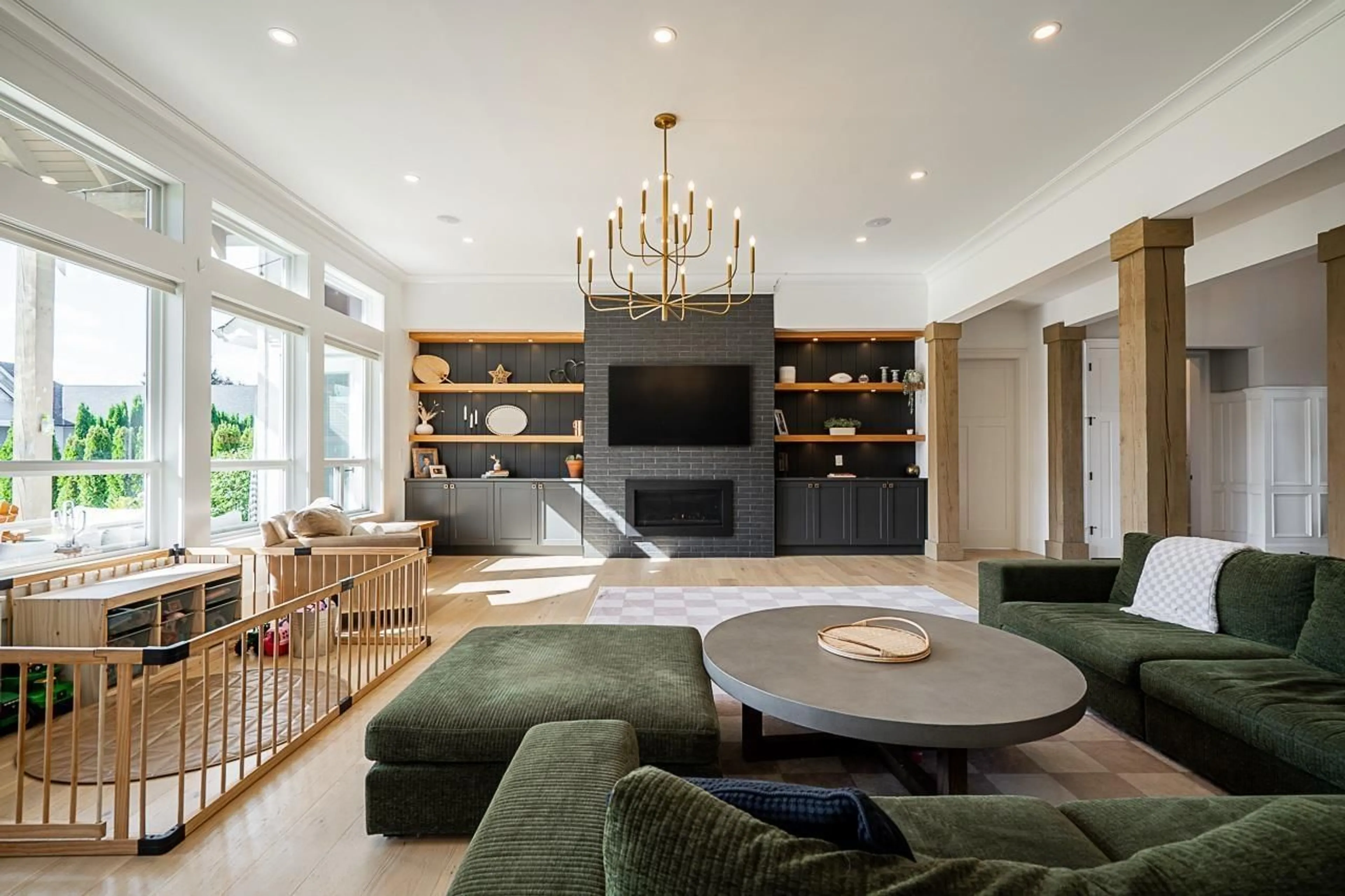 Living room with furniture, unknown for 1 - 23256 34A AVENUE, Langley British Columbia V2Z2H6