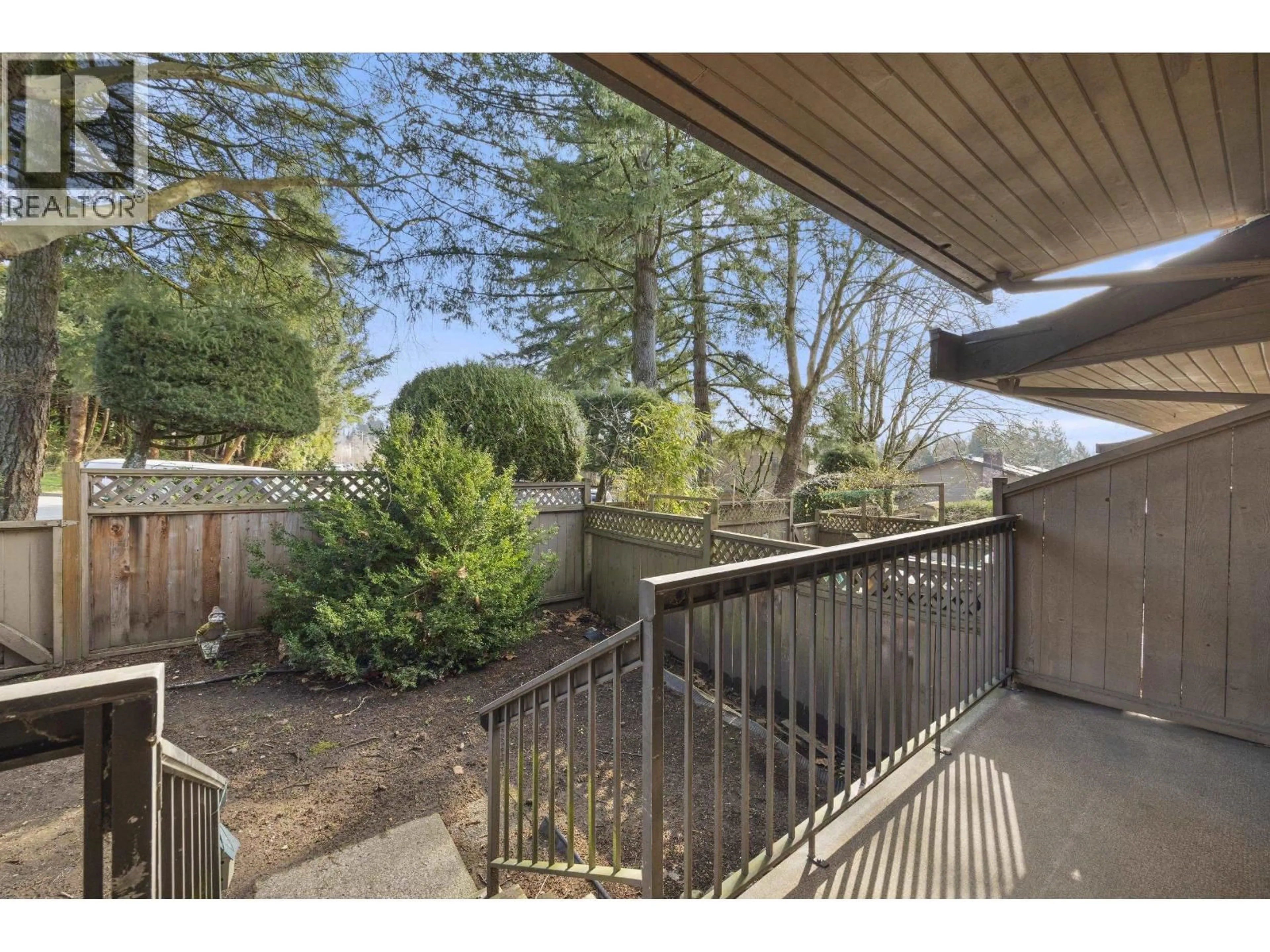 Patio, unknown for 2620 MOORCROFT COURT, Burnaby British Columbia V5B4R2