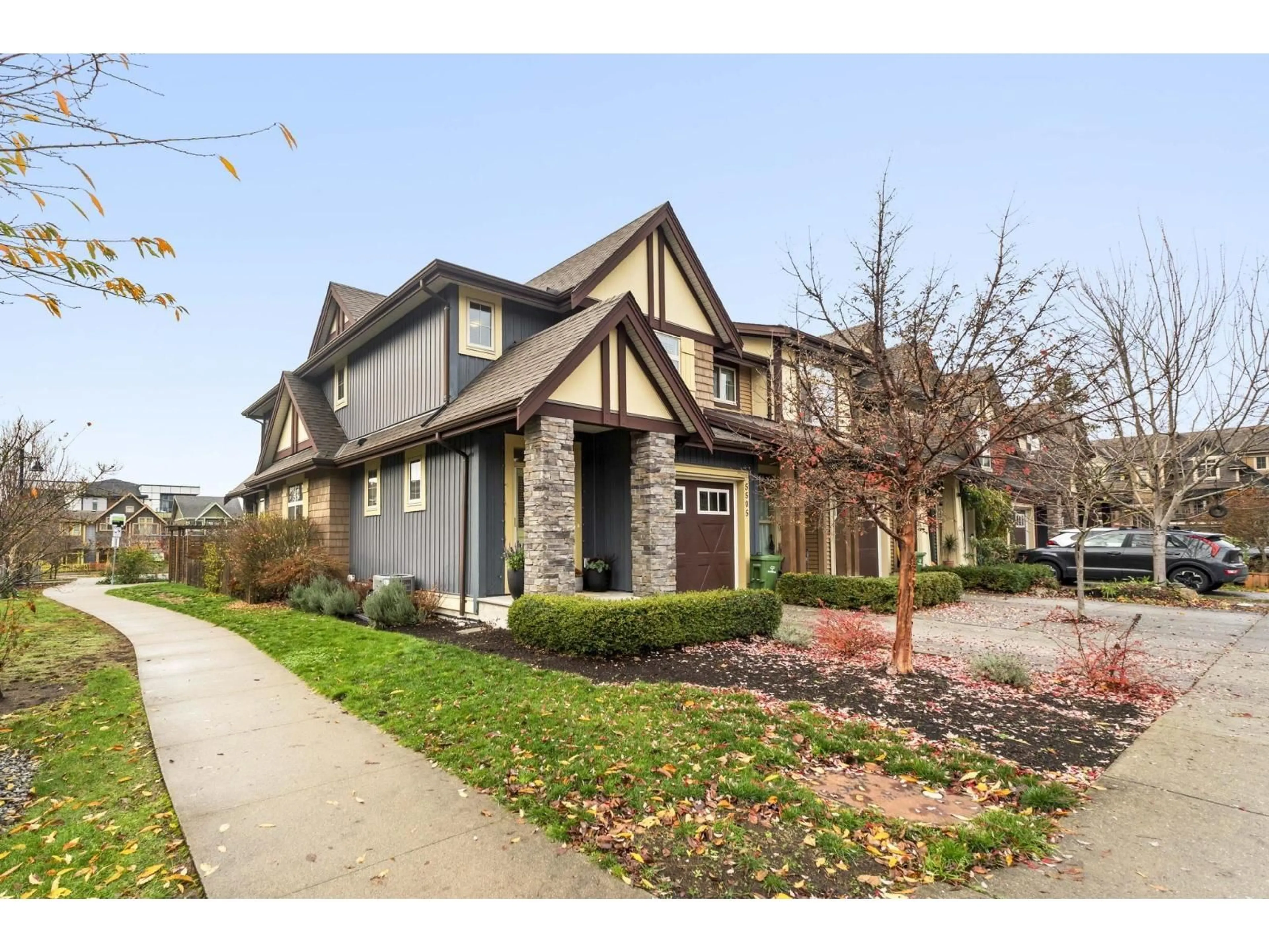 Home with brick exterior material, street for 5505 CHINOOK STREET, Chilliwack British Columbia V2R0T3
