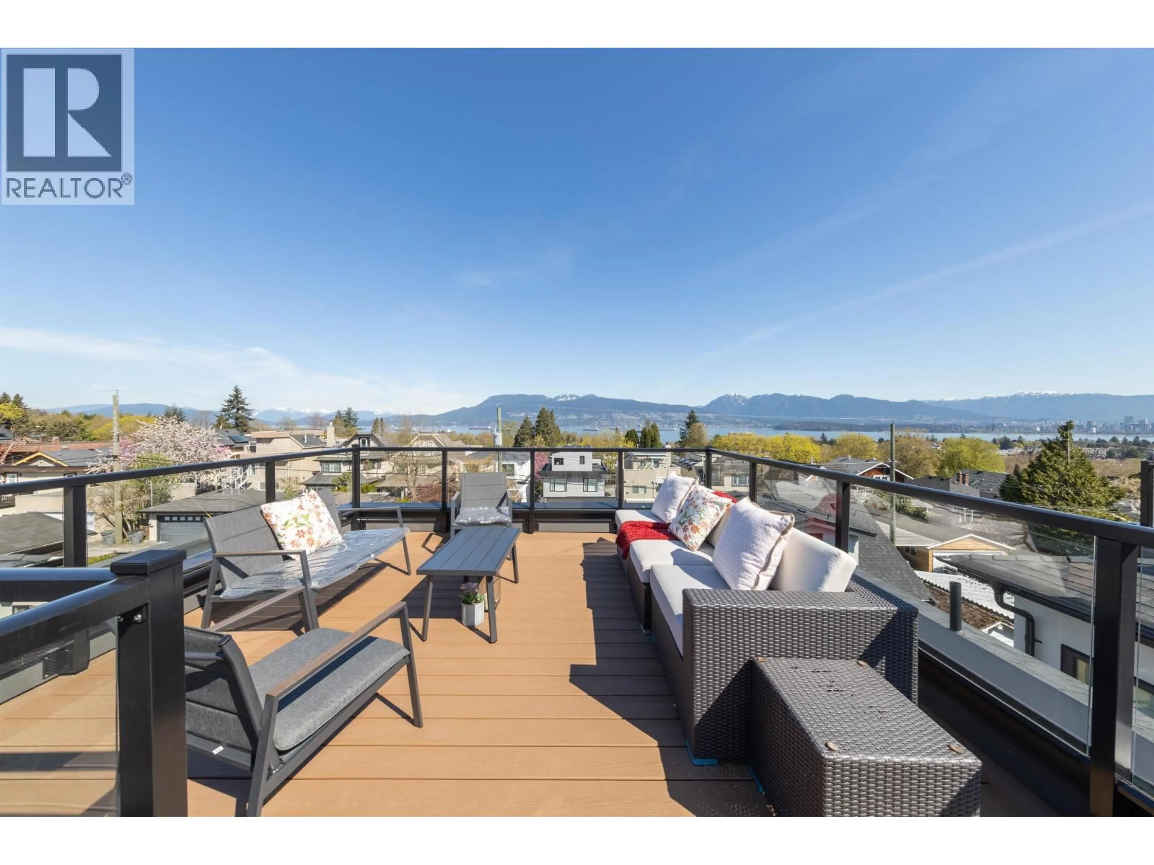 Patio, water/lake/river/ocean view for 4039 11TH AVENUE, Vancouver British Columbia V6R2L6