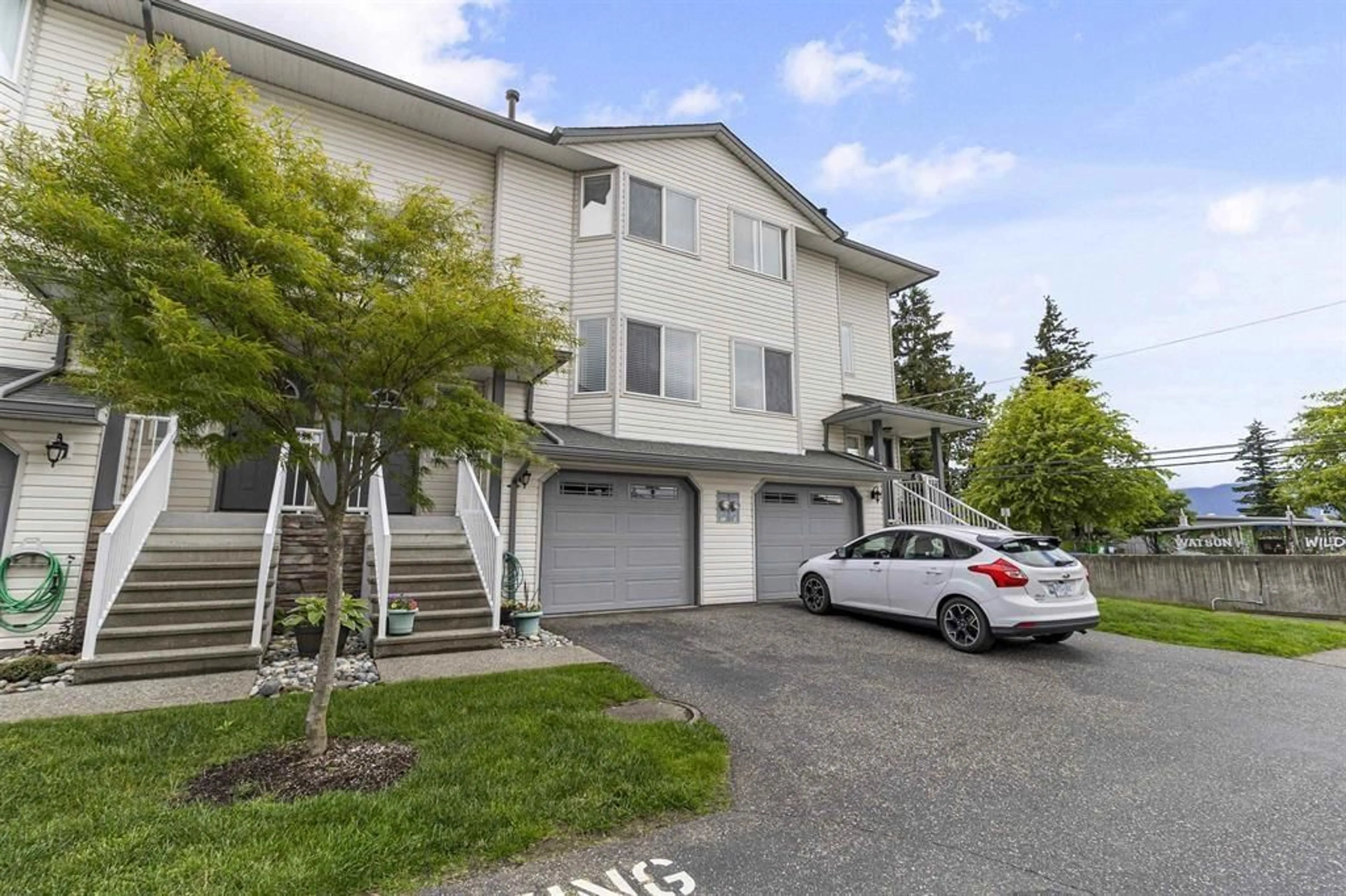 Patio, street for 24 - 45296 WATSON ROAD, Chilliwack British Columbia V2R3J4