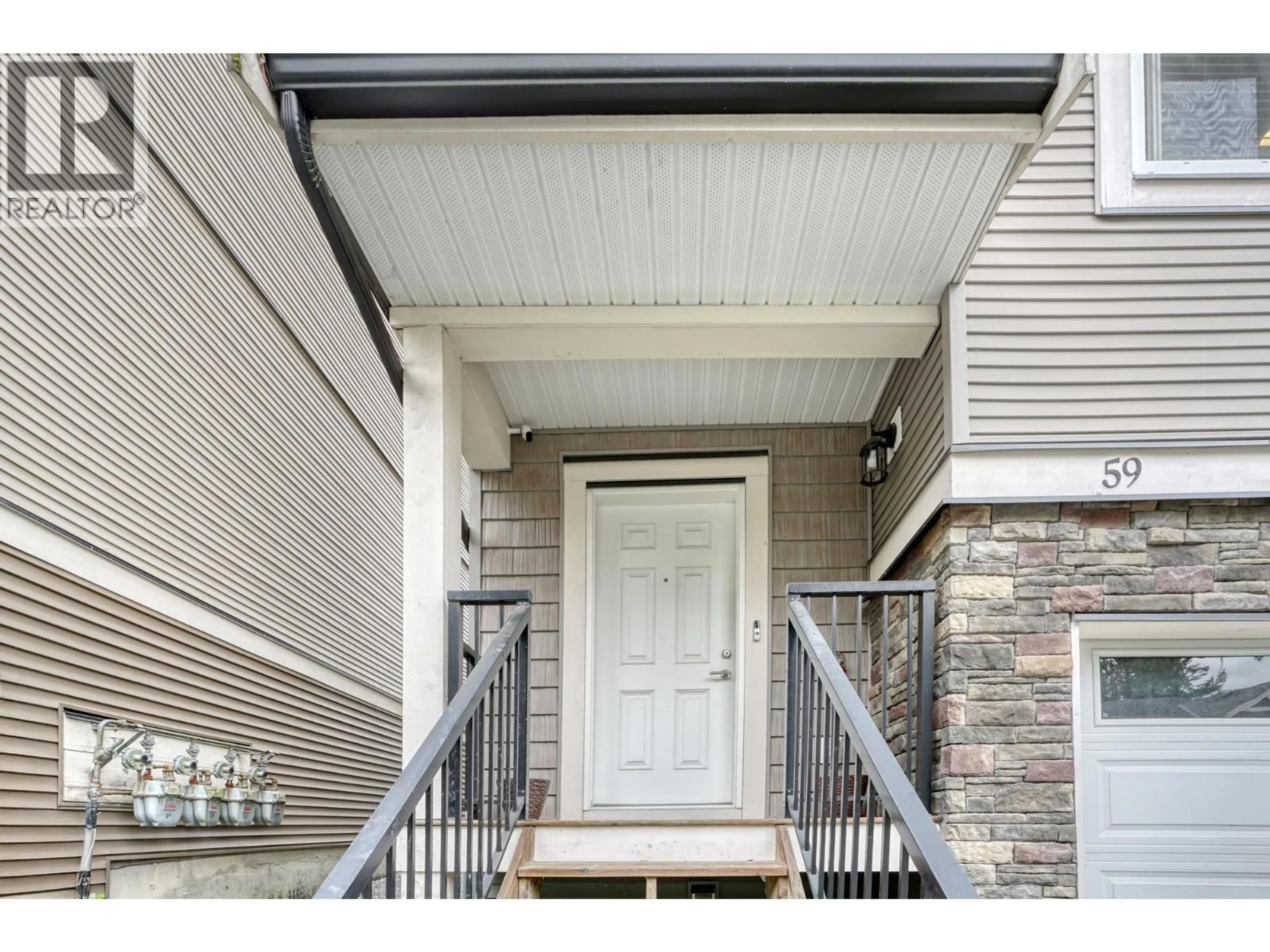 Indoor entryway for 59 - 11252 COTTONWOOD DRIVE, Maple Ridge British Columbia V2X9B1