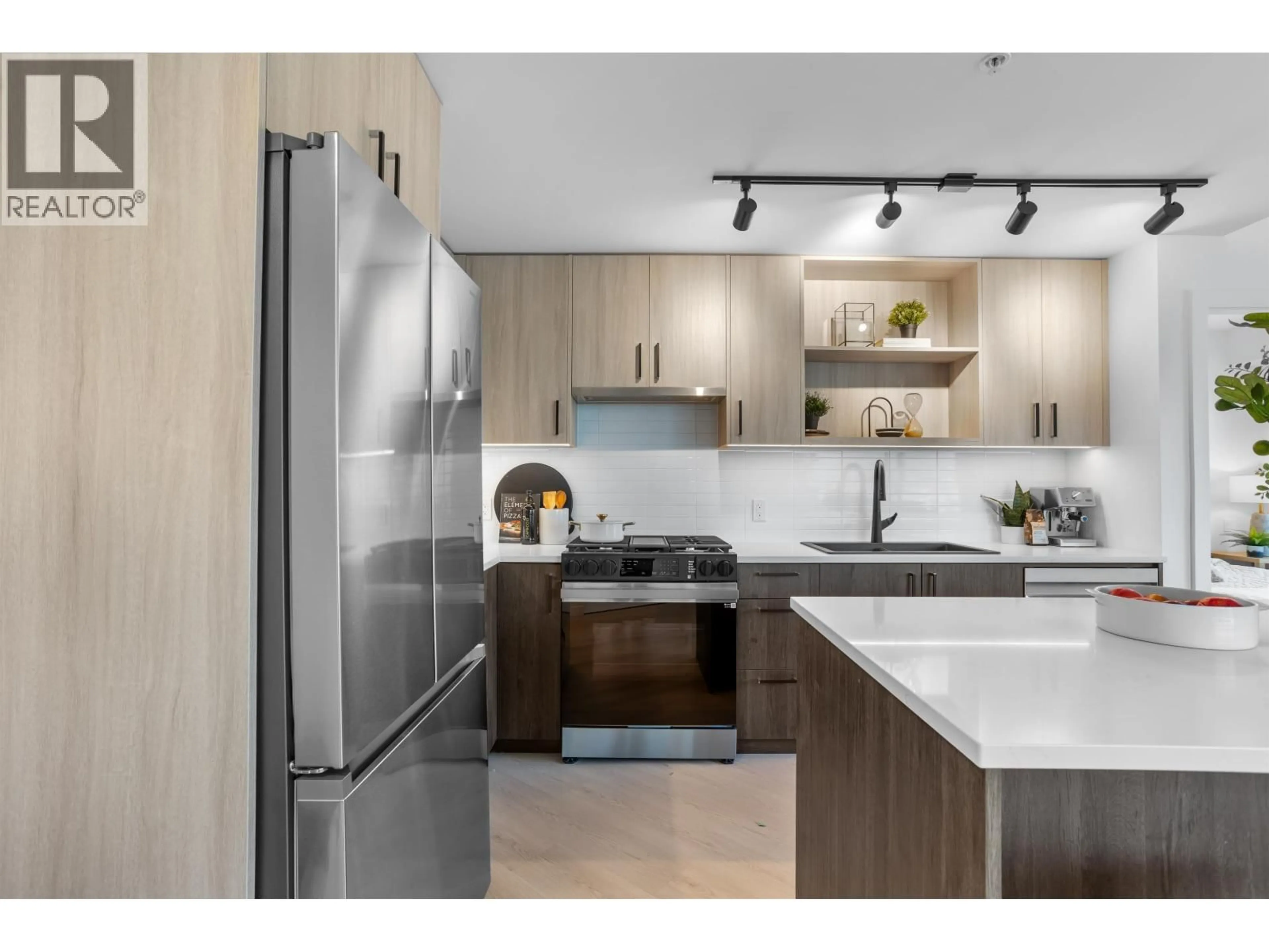 Open concept kitchen, unknown for 505 - 2002 ST GEORGE STREET, Port Moody British Columbia V3H2E6