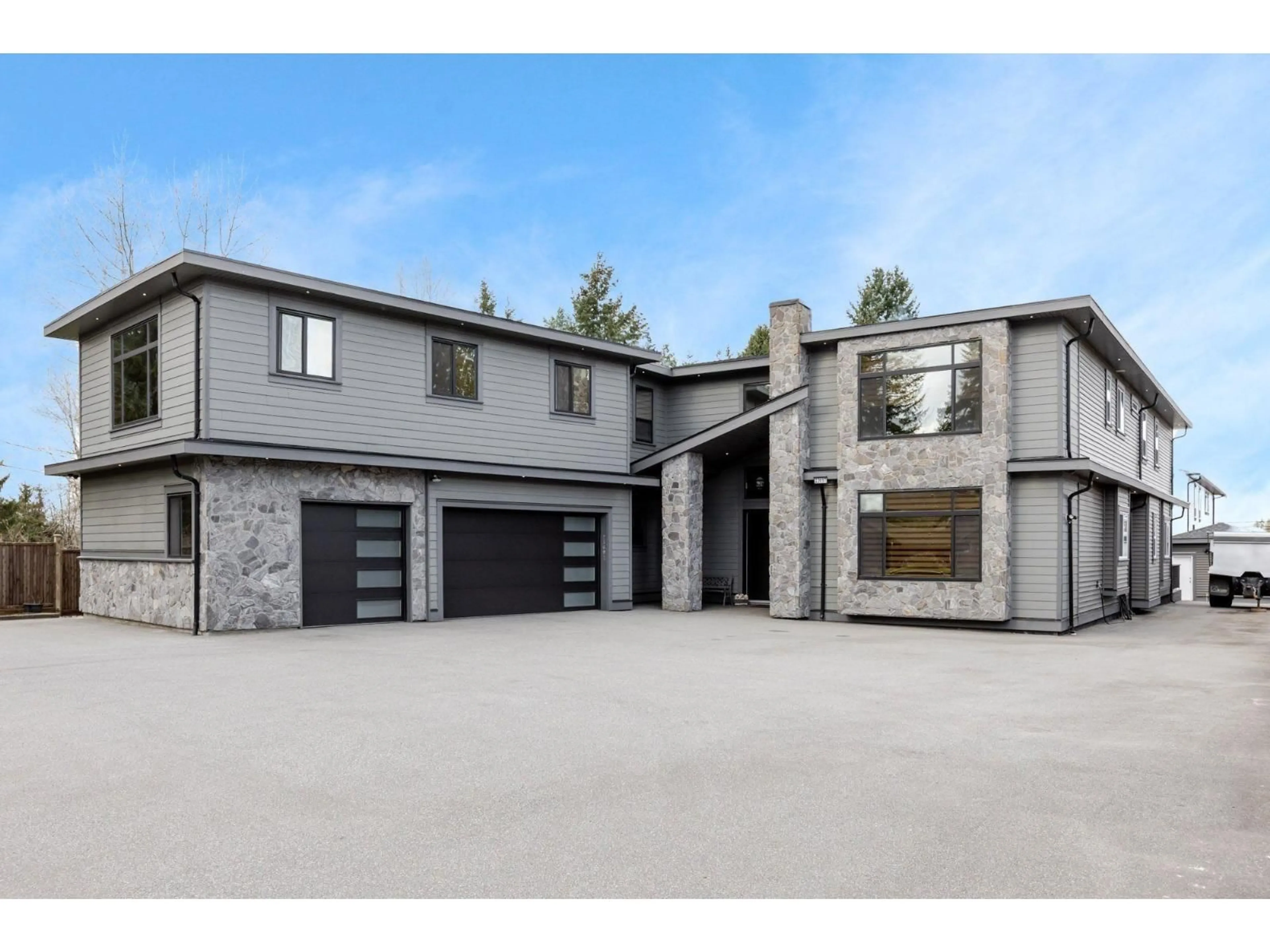 Unknown for 23697 OLD YALE ROAD, Langley British Columbia V2Z2K4