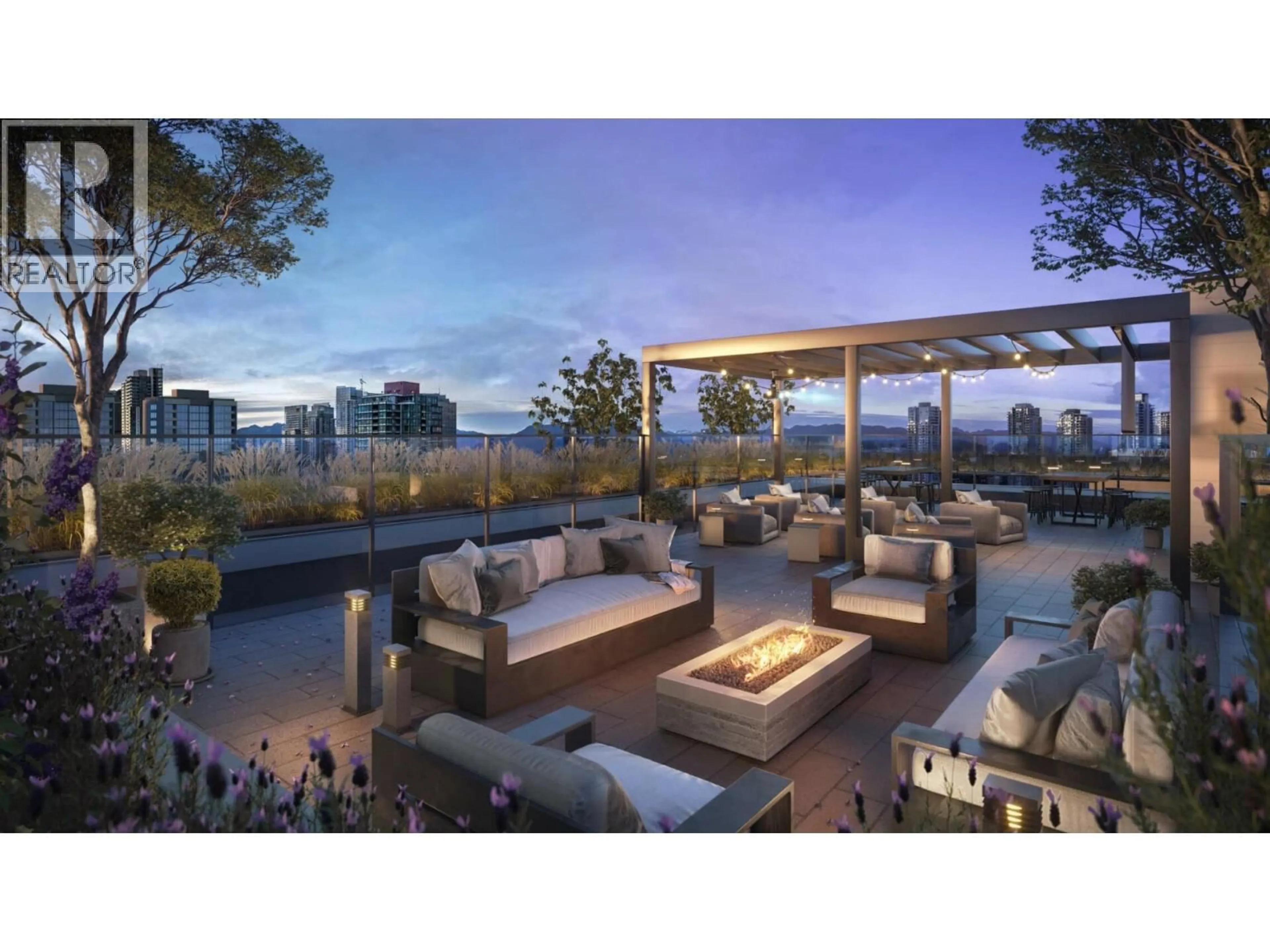 Patio, water/lake/river/ocean view for 229 - 82 FIRST STREET, New Westminster British Columbia V0V0V0