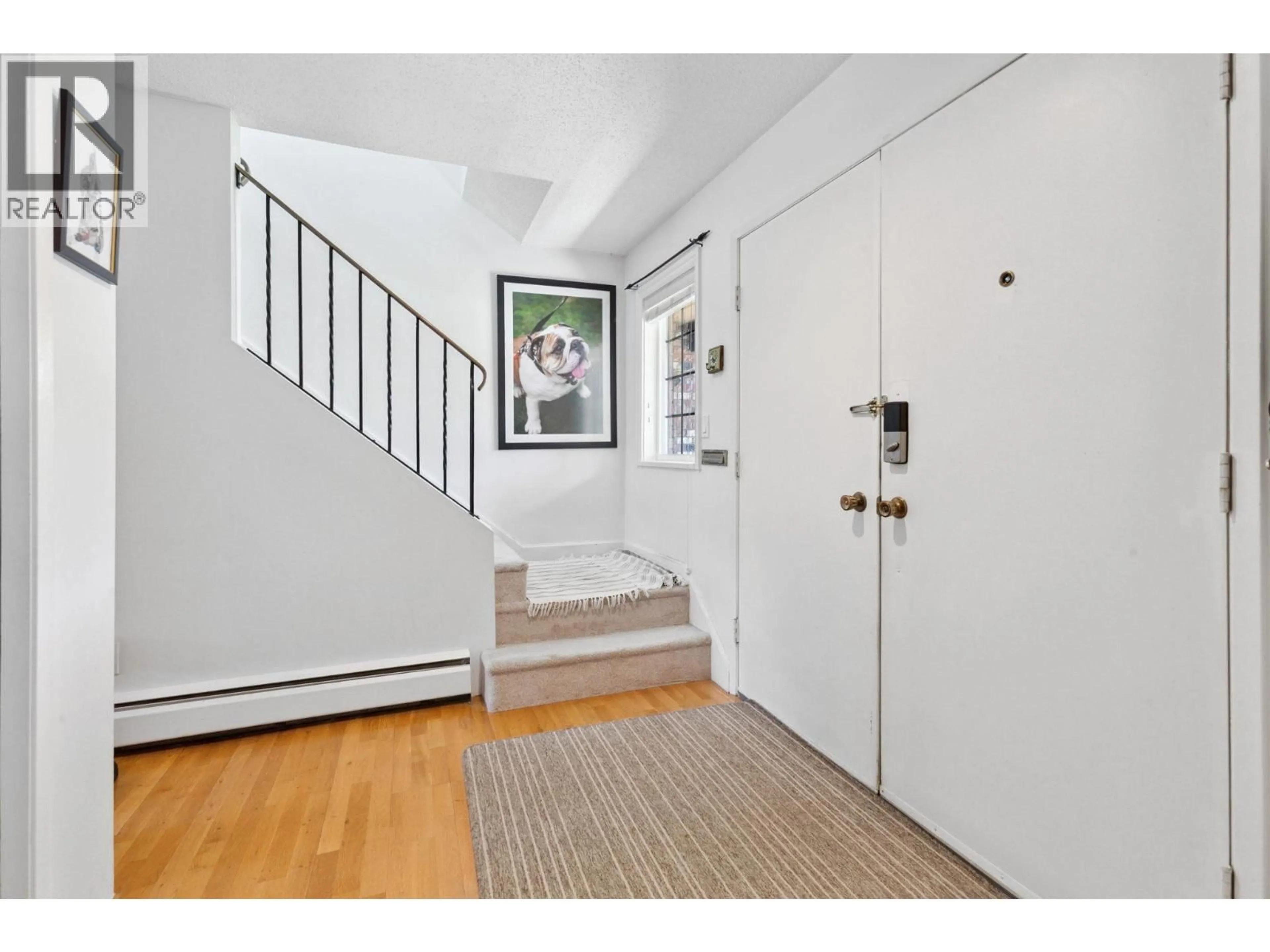 Indoor entryway for 10220 FRESHWATER DRIVE, Richmond British Columbia V7E4H7