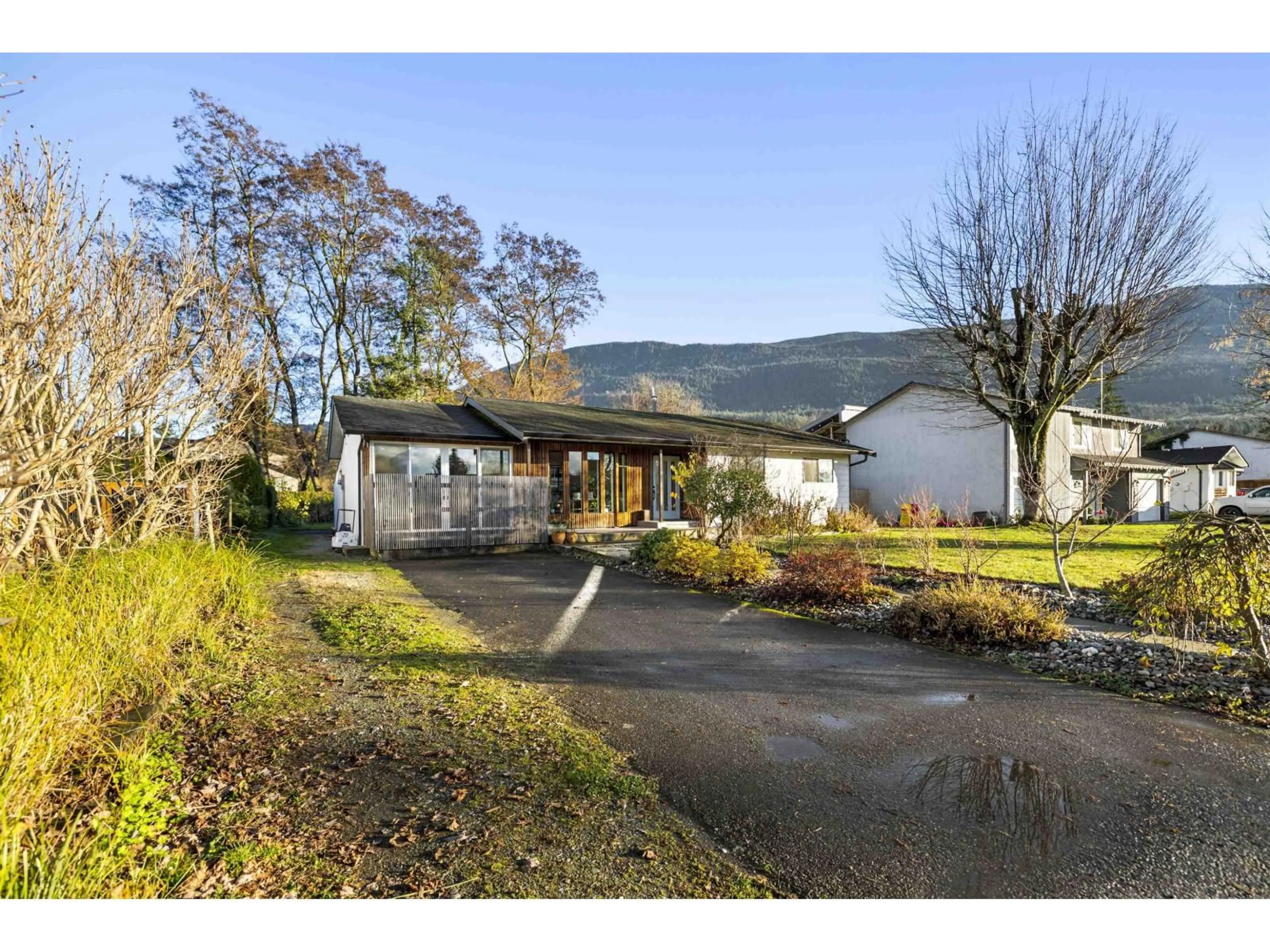 A pic from outside/outdoor area/front of a property/back of a property/a pic from drone, street for 4472 KEHLER STREET, Yarrow British Columbia V2R5E3