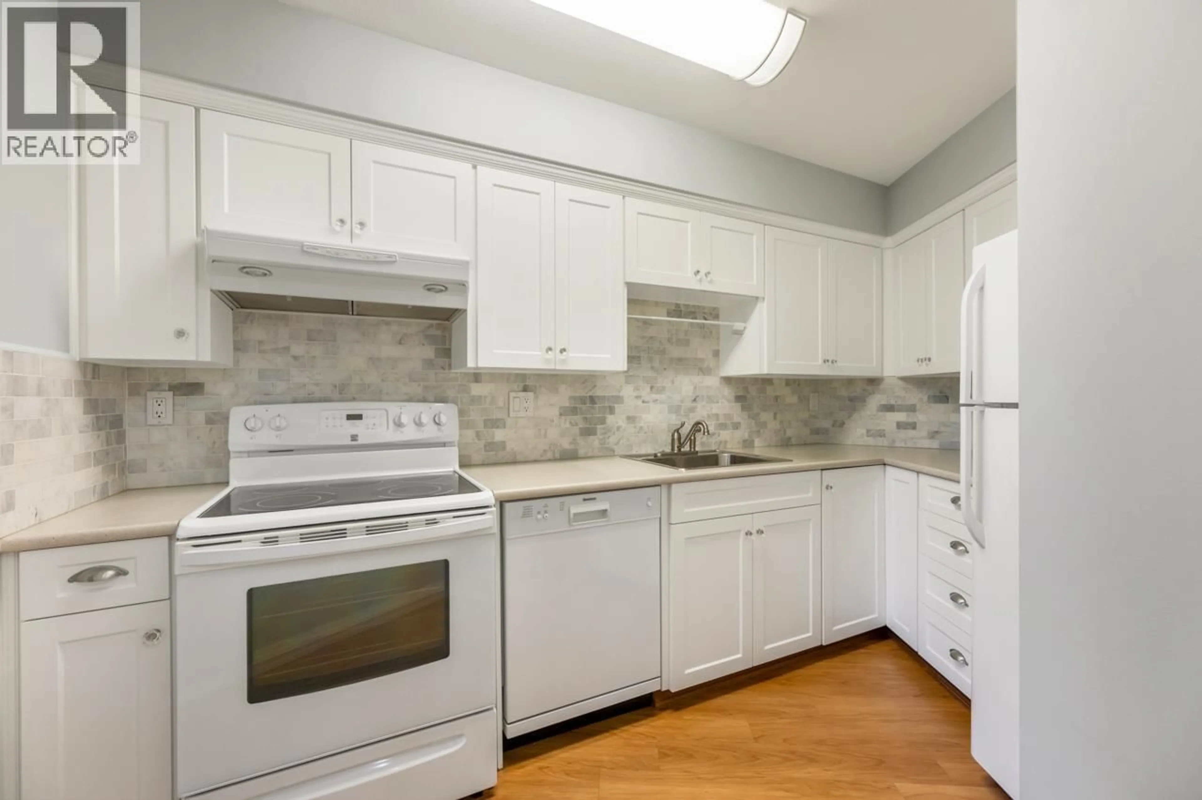 Standard kitchen, unknown for 101 - 11240 MELLIS DRIVE, Richmond British Columbia V6X1L7