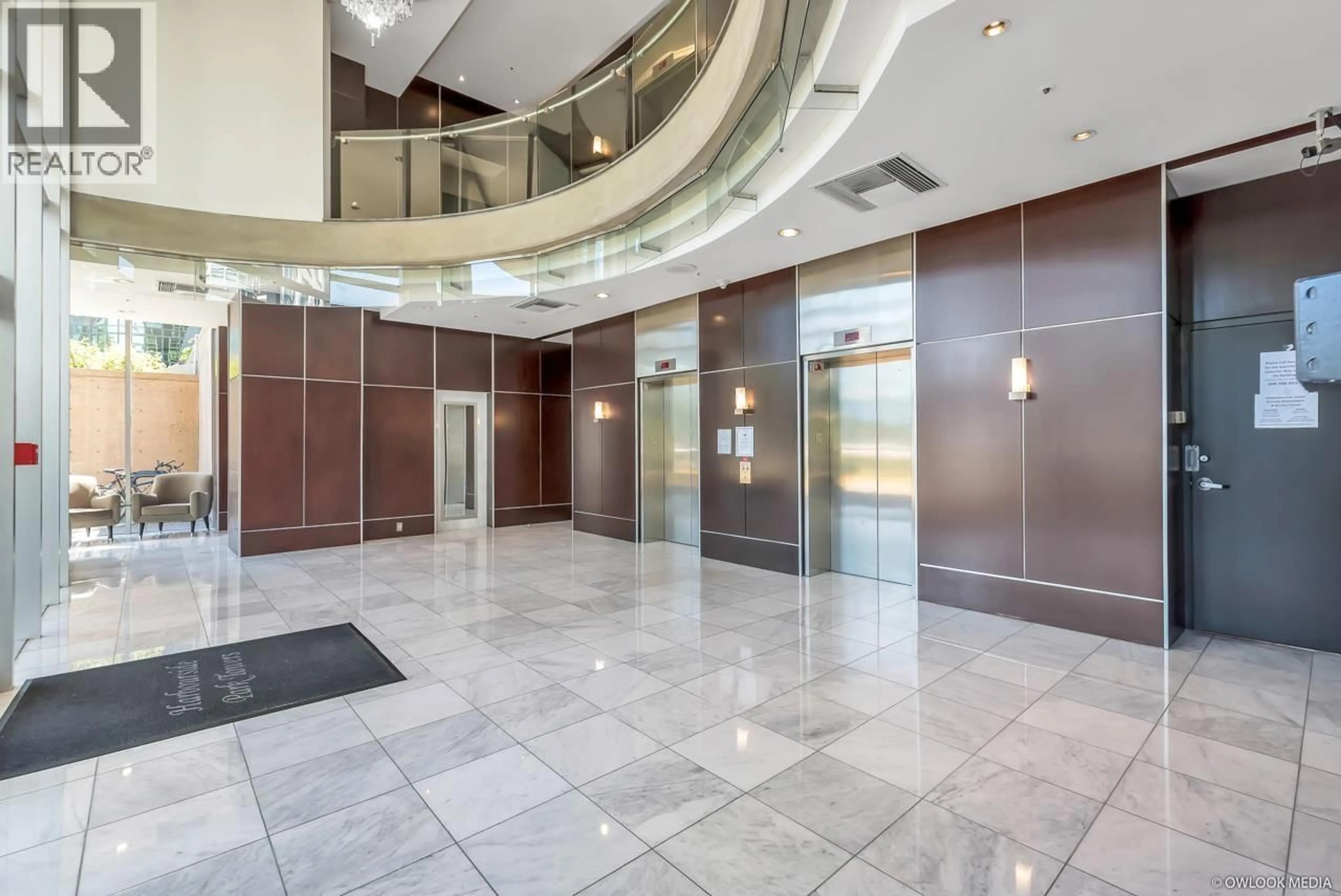 Indoor foyer for 1806 - 588 BROUGHTON STREET, Vancouver British Columbia V6G3E3