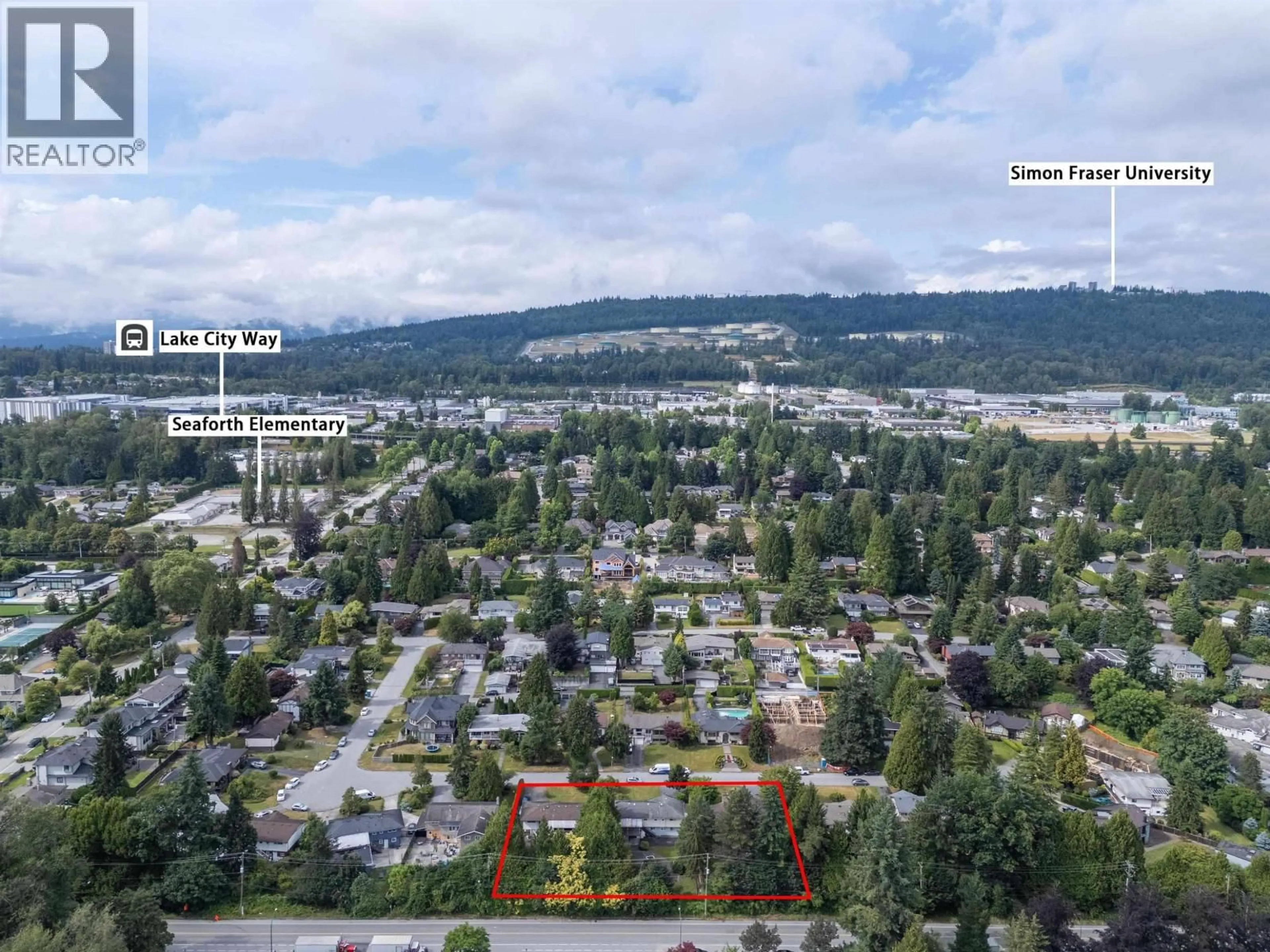 A pic from outside/outdoor area/front of a property/back of a property/a pic from drone, mountain view for 3869 WINLAKE CRESCENT, Burnaby British Columbia V5A2G6