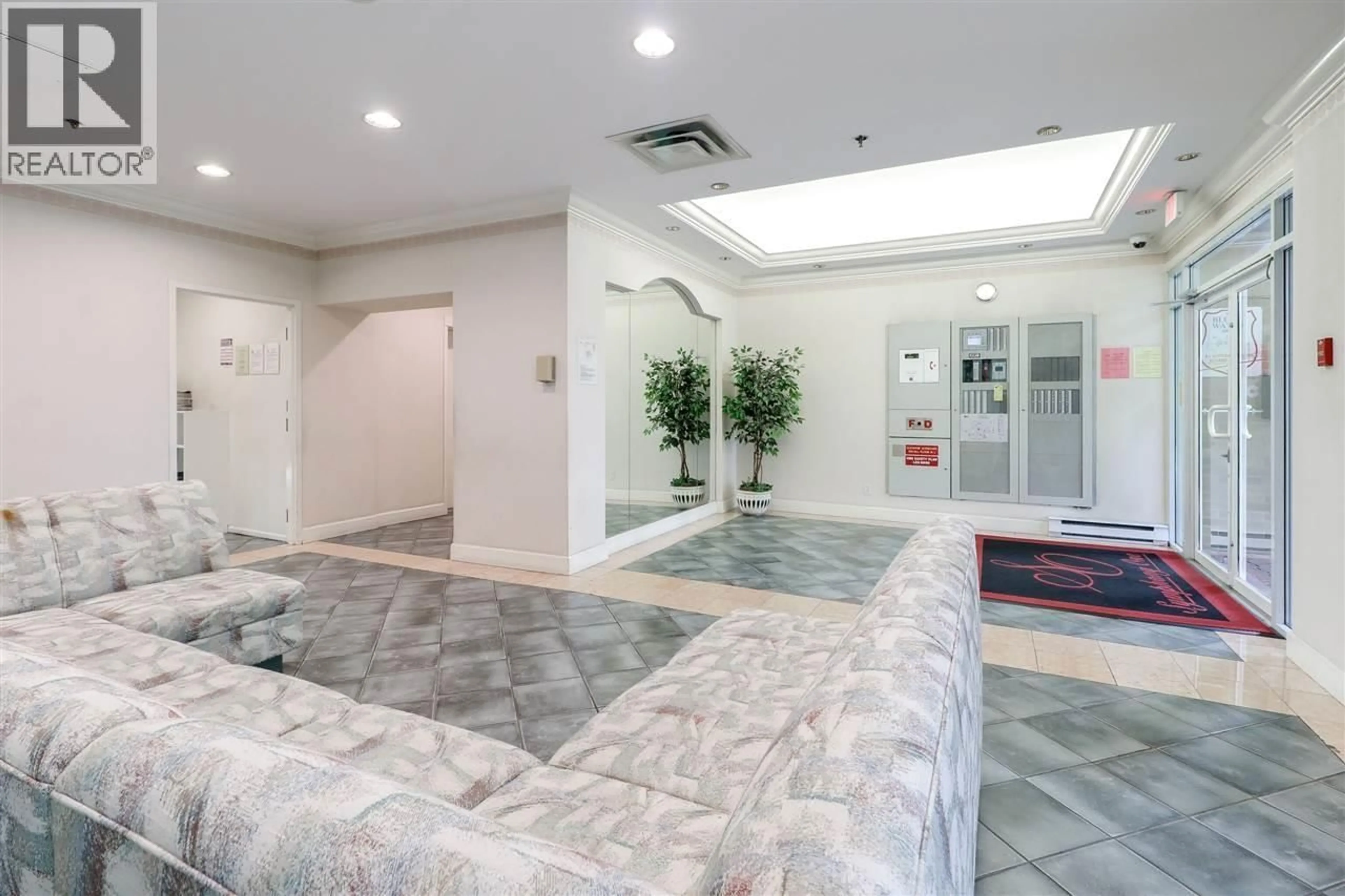 Unknown for 2201 - 6521 BONSOR AVENUE, Burnaby British Columbia V5H4N3