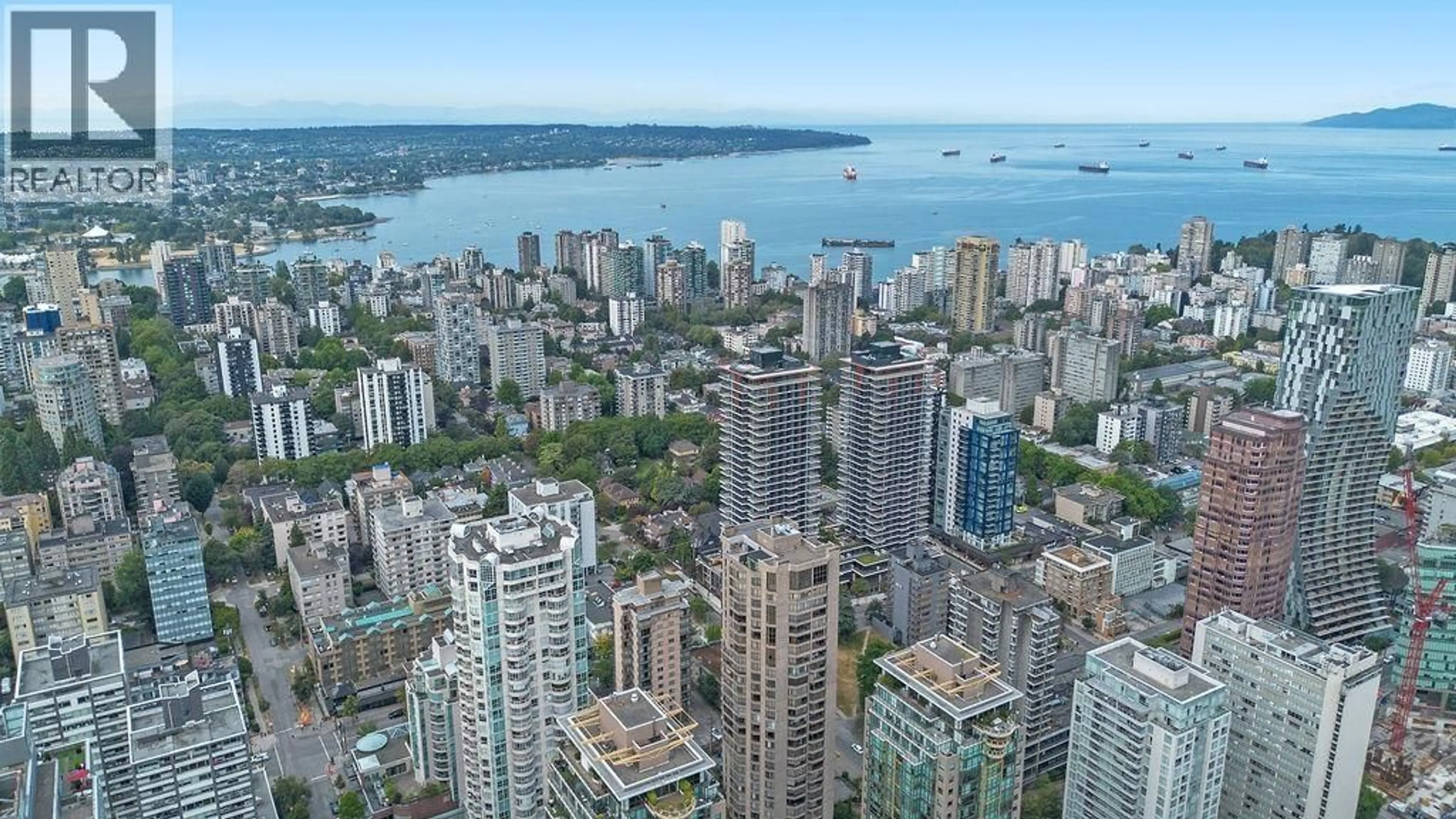A pic from outside/outdoor area/front of a property/back of a property/a pic from drone, city buildings view from balcony for 701 - 738 BROUGHTON STREET, Vancouver British Columbia V6G3A7