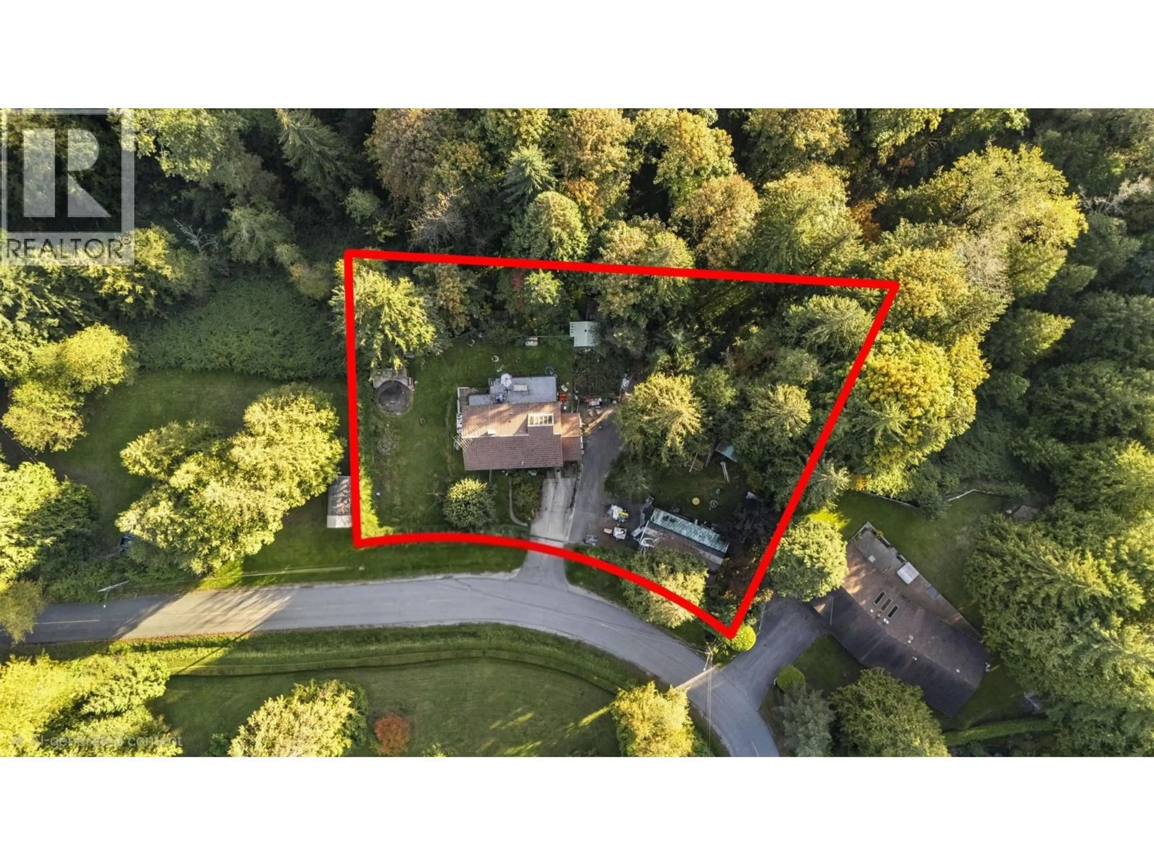 A pic from outside/outdoor area/front of a property/back of a property/a pic from drone, building for 3278 COY AVENUE, Coquitlam British Columbia V3E3H3