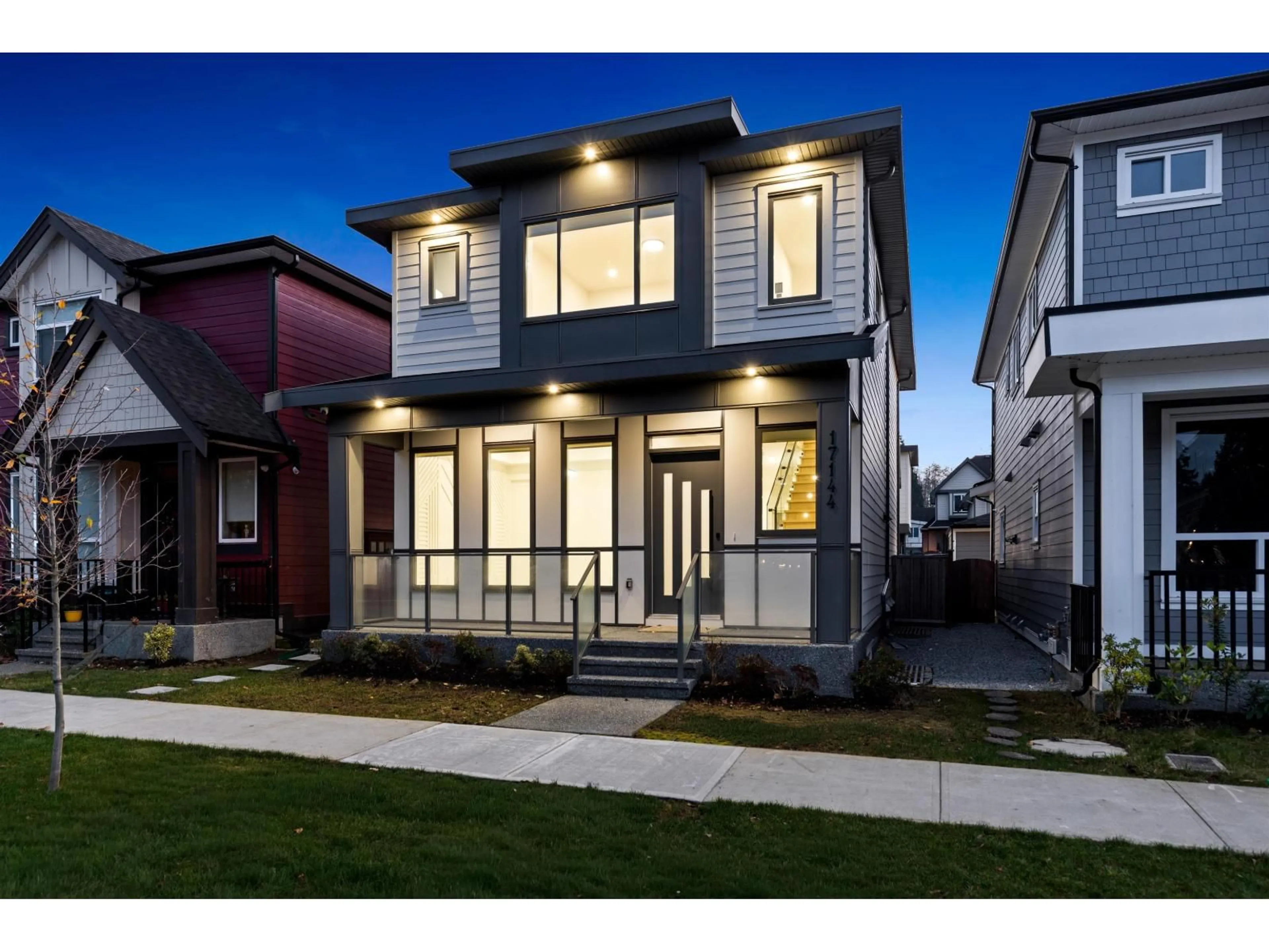 Home with vinyl exterior material, street for 17144 1 AVENUE, Surrey British Columbia V3Z9R2