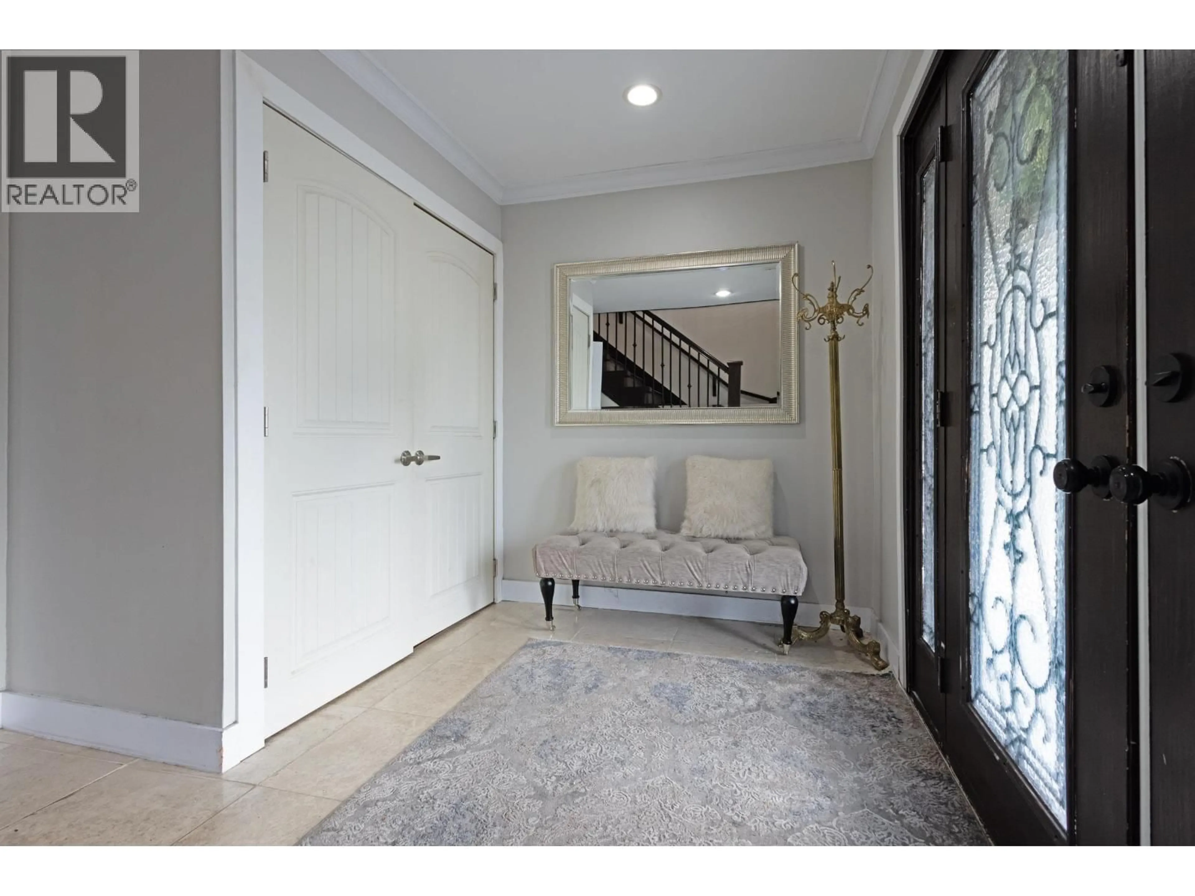 Indoor entryway for 629 THOMPSON AVENUE, Coquitlam British Columbia V3J3Z9