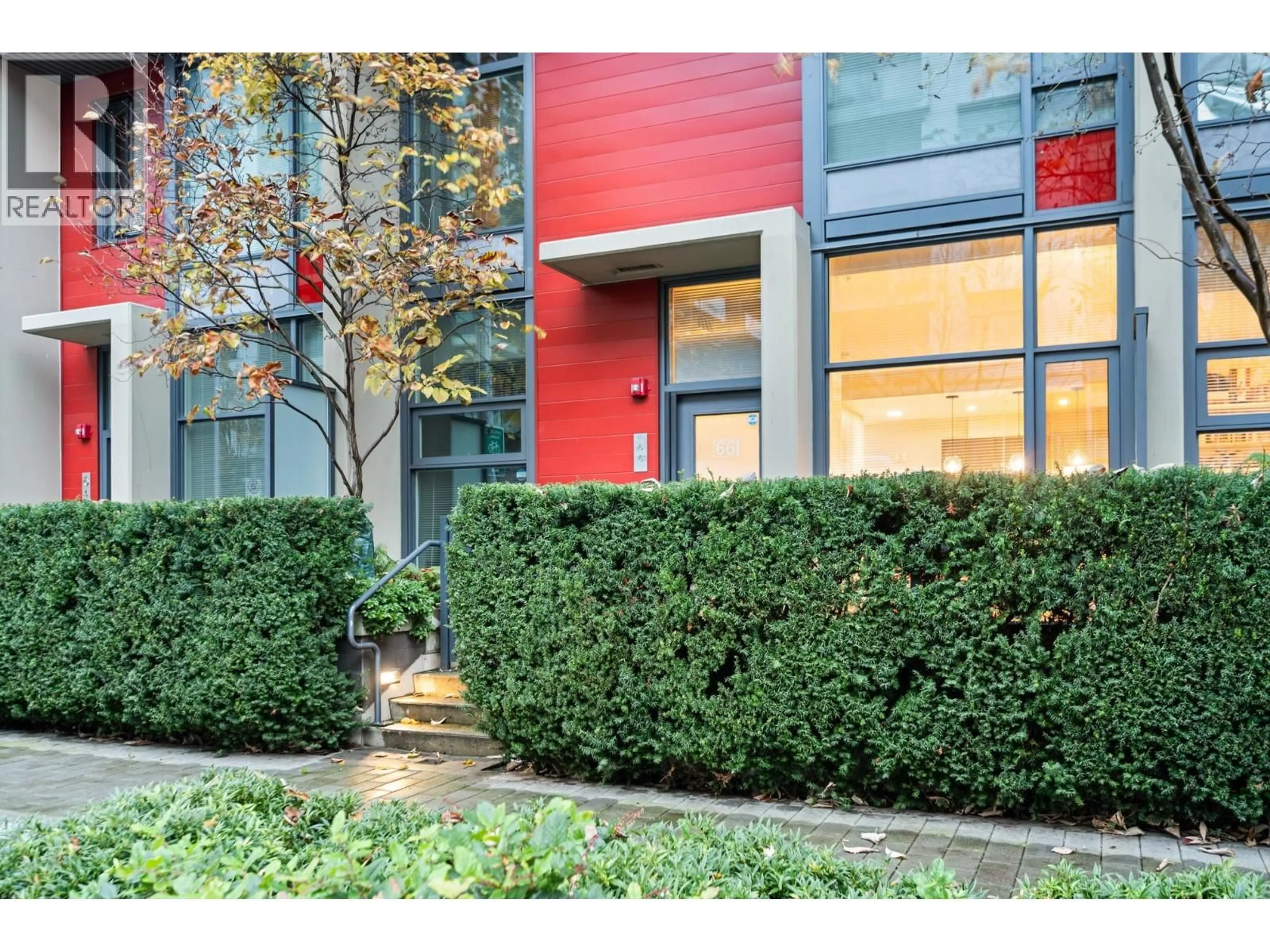 Unknown for 66 1ST AVENUE, Vancouver British Columbia V5Y0K4