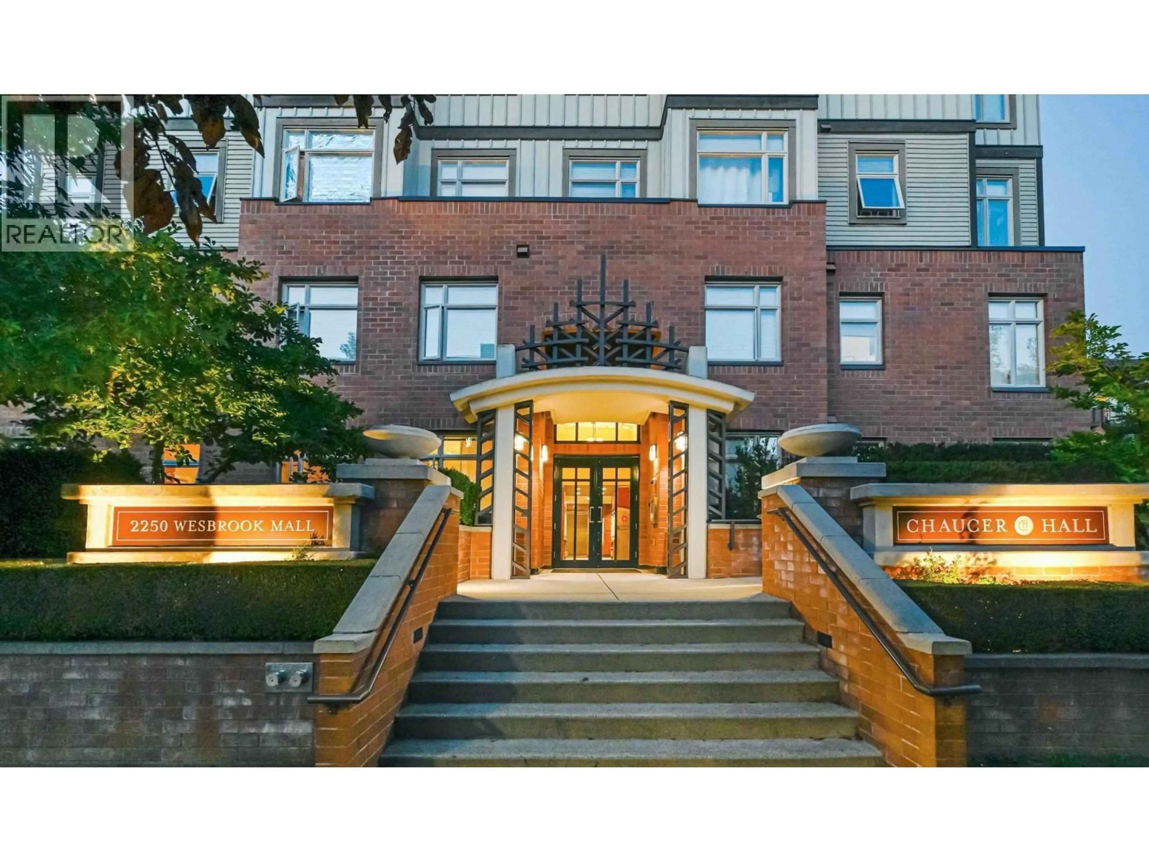 Indoor foyer for 212 - 2250 WESBROOK MALL, Vancouver British Columbia V6T0A6