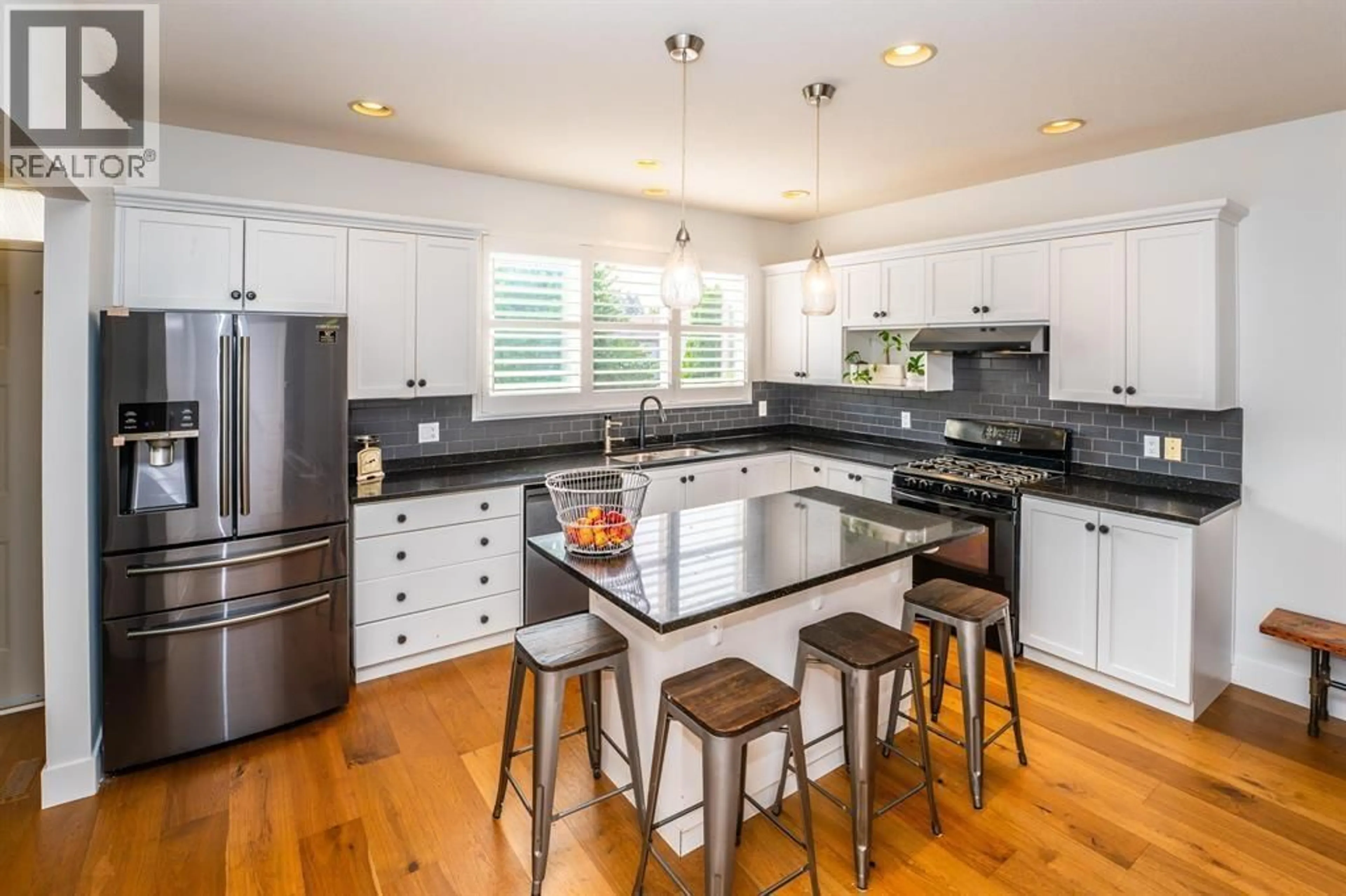 Open concept kitchen, unknown for 24254 103 AVENUE, Maple Ridge British Columbia V2W1Y1