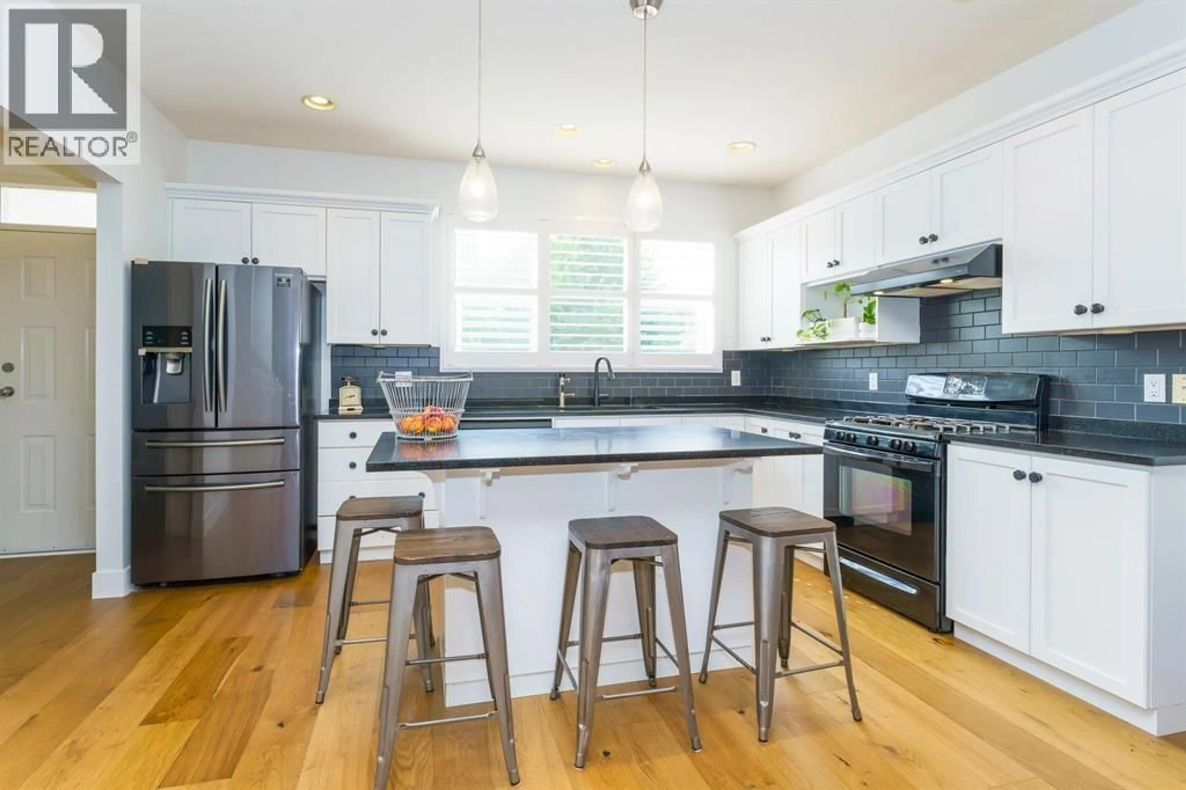 Contemporary kitchen, unknown for 24254 103 AVENUE, Maple Ridge British Columbia V2W1Y1