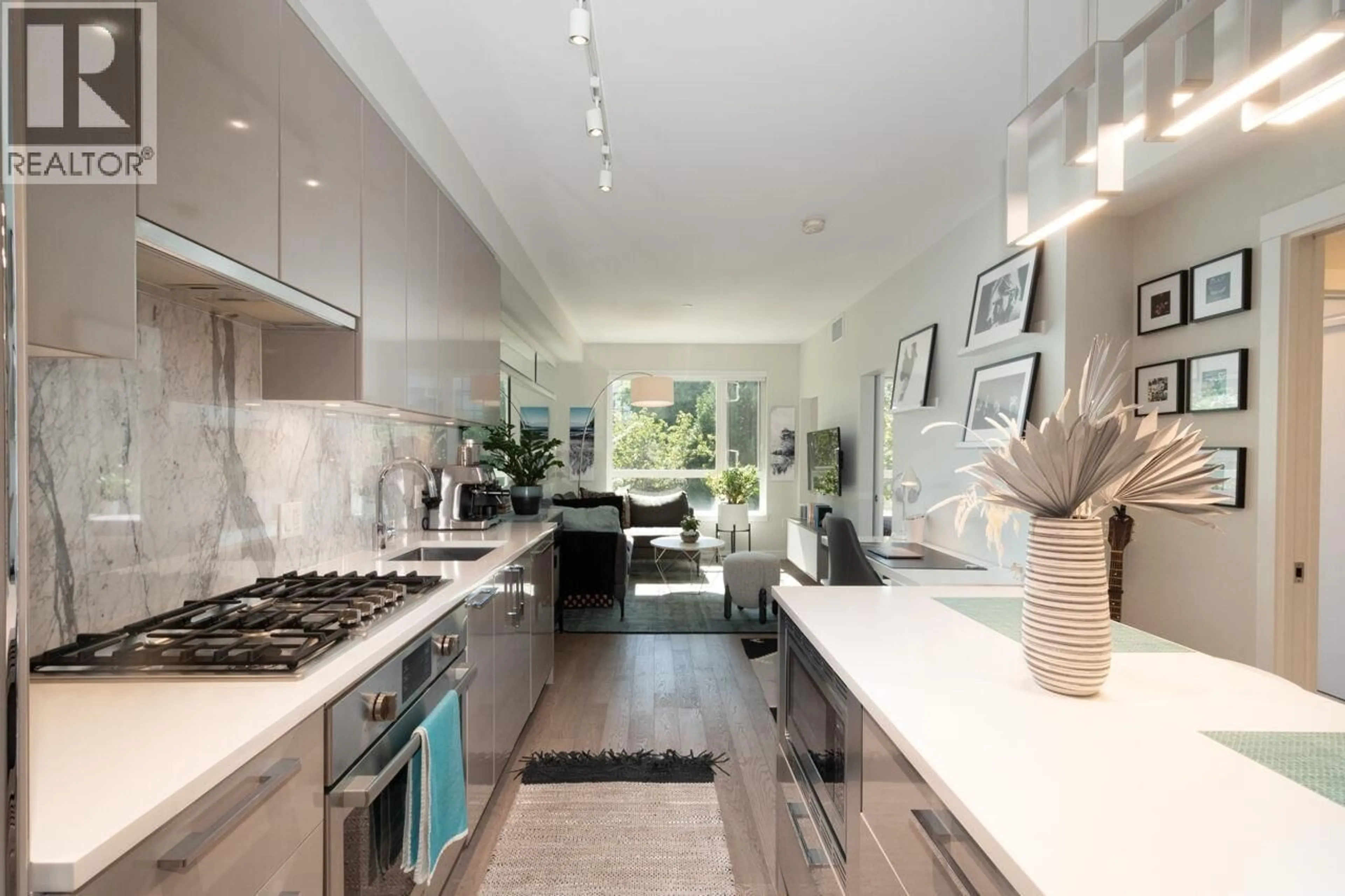 Contemporary kitchen, ceramic/tile floor for 207 - 4080 YUKON STREET, Vancouver British Columbia V5Y0L4