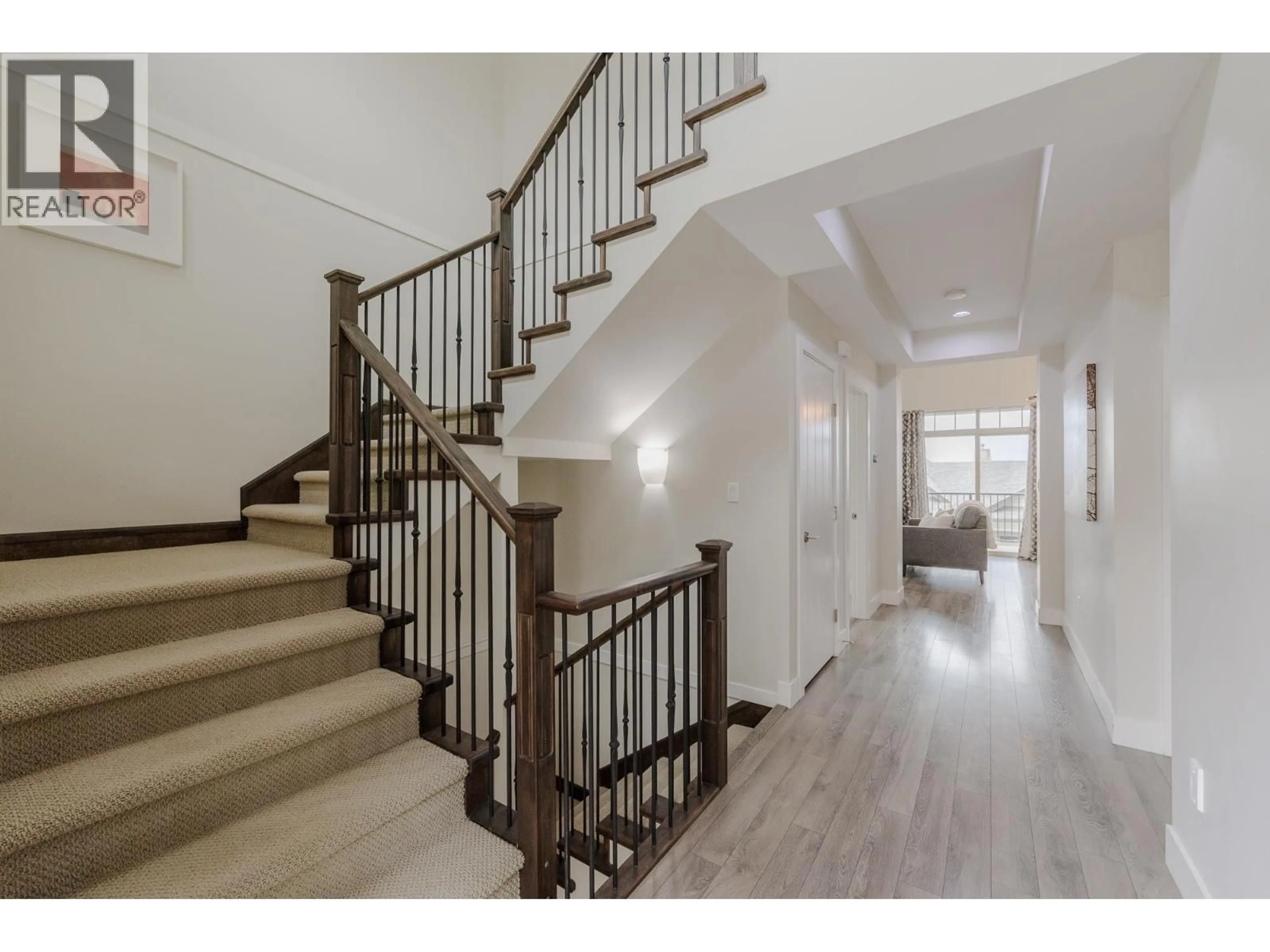 Unknown for 102 - 3458 BURKE VILLAGE PROMENADE, Coquitlam British Columbia V3E0J1