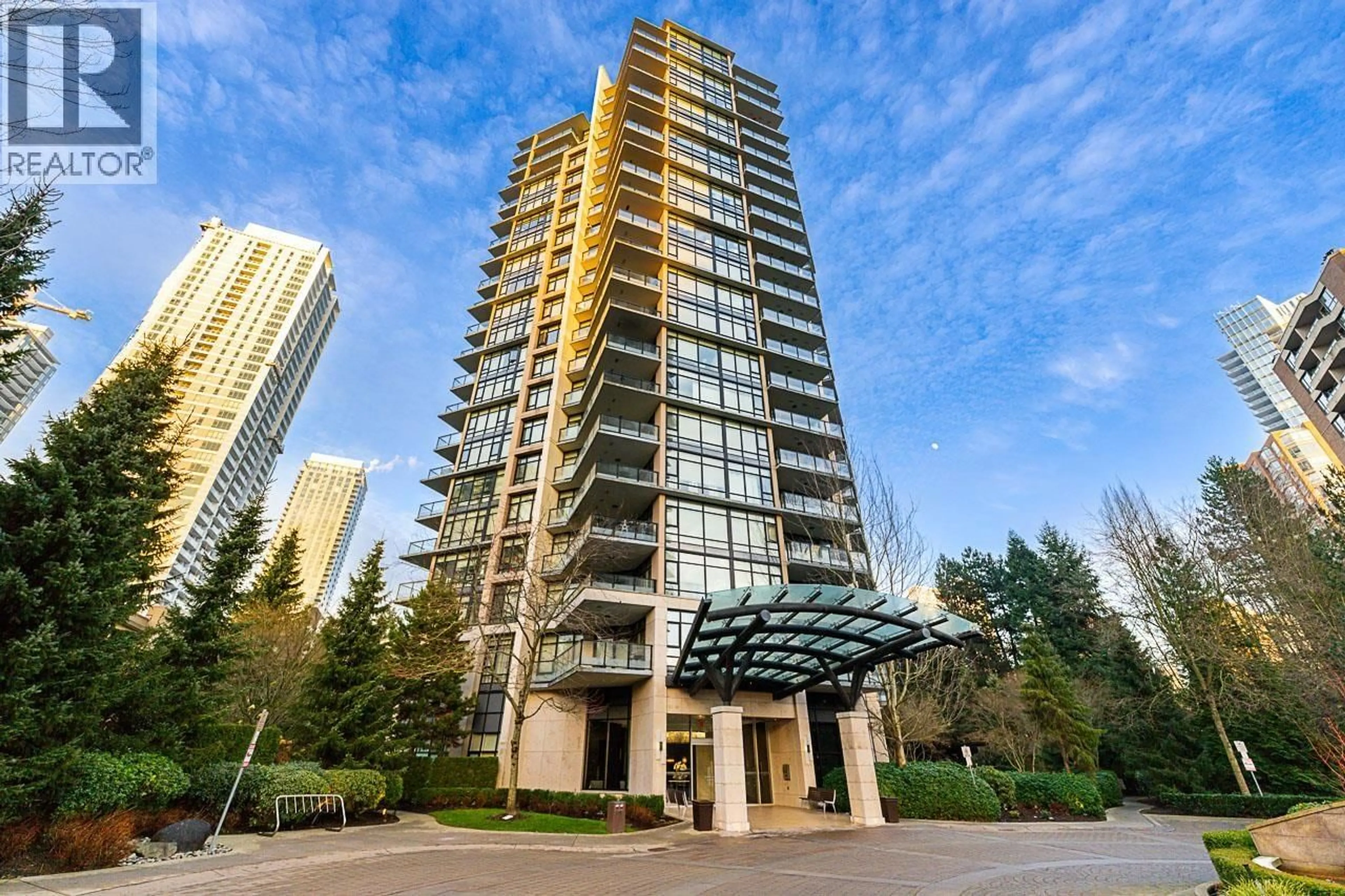 Indoor foyer for 1302 - 6168 WILSON AVENUE, Burnaby British Columbia V5H0B2