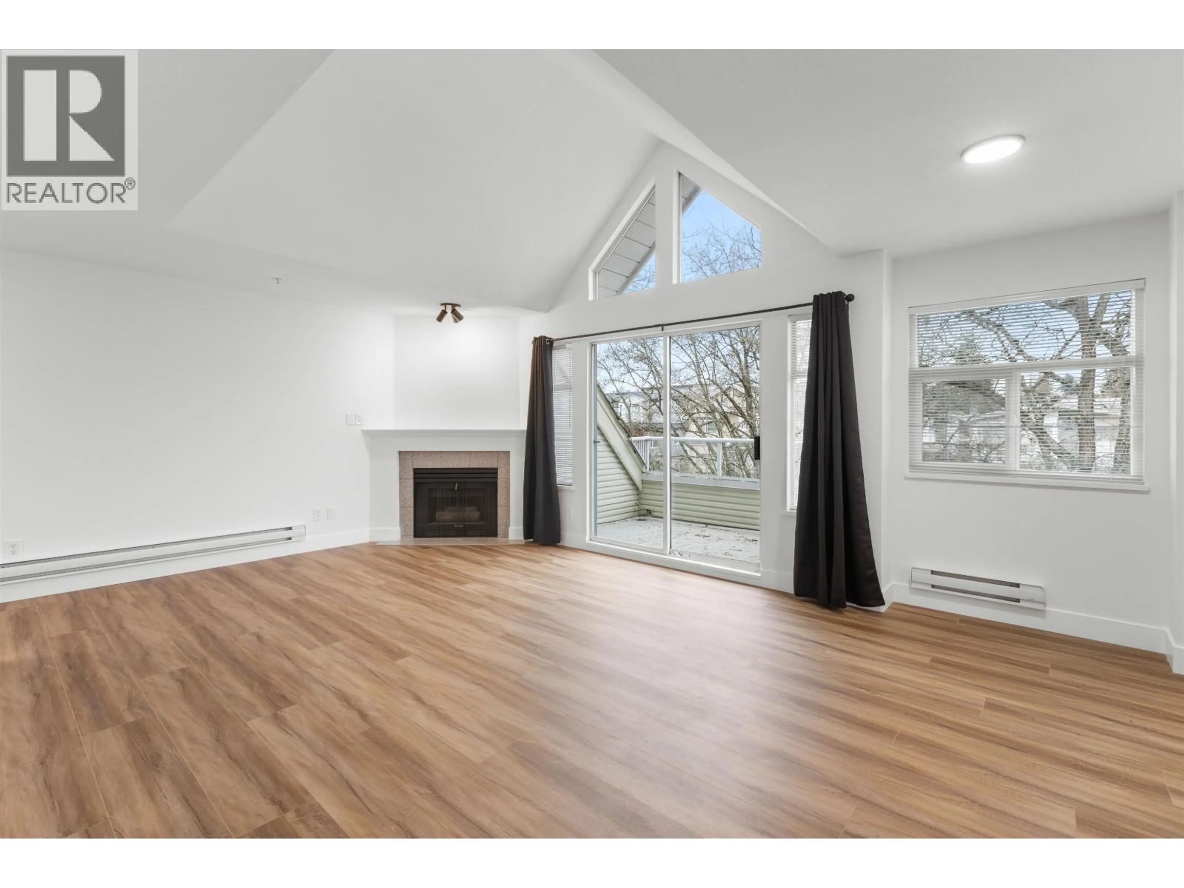 A pic of a room for 404 - 3638 RAE AVENUE, Vancouver British Columbia V5R2P5
