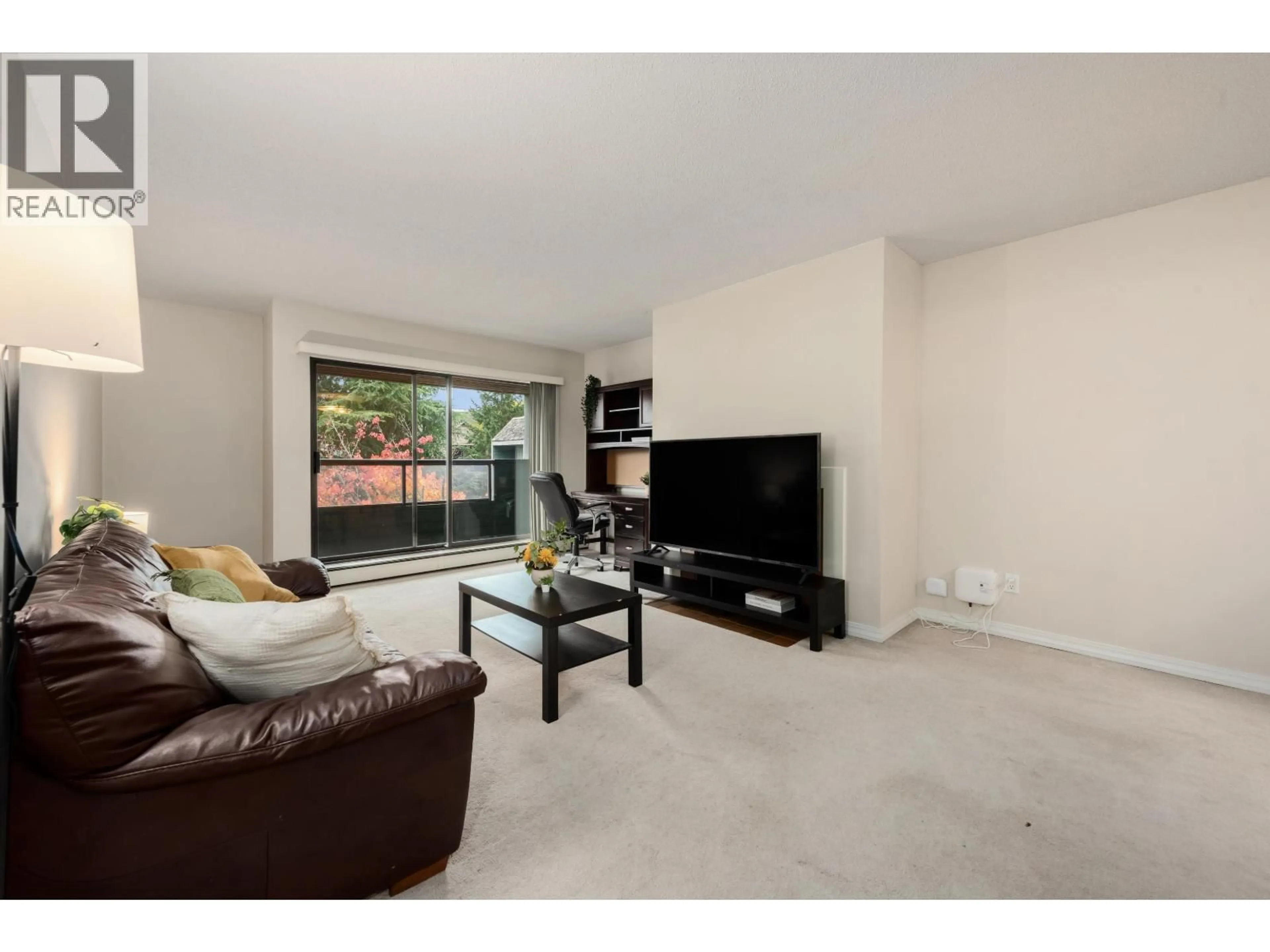 Living room with furniture, unknown for 303 - 8600 ACKROYD ROAD, Richmond British Columbia V6X3G1