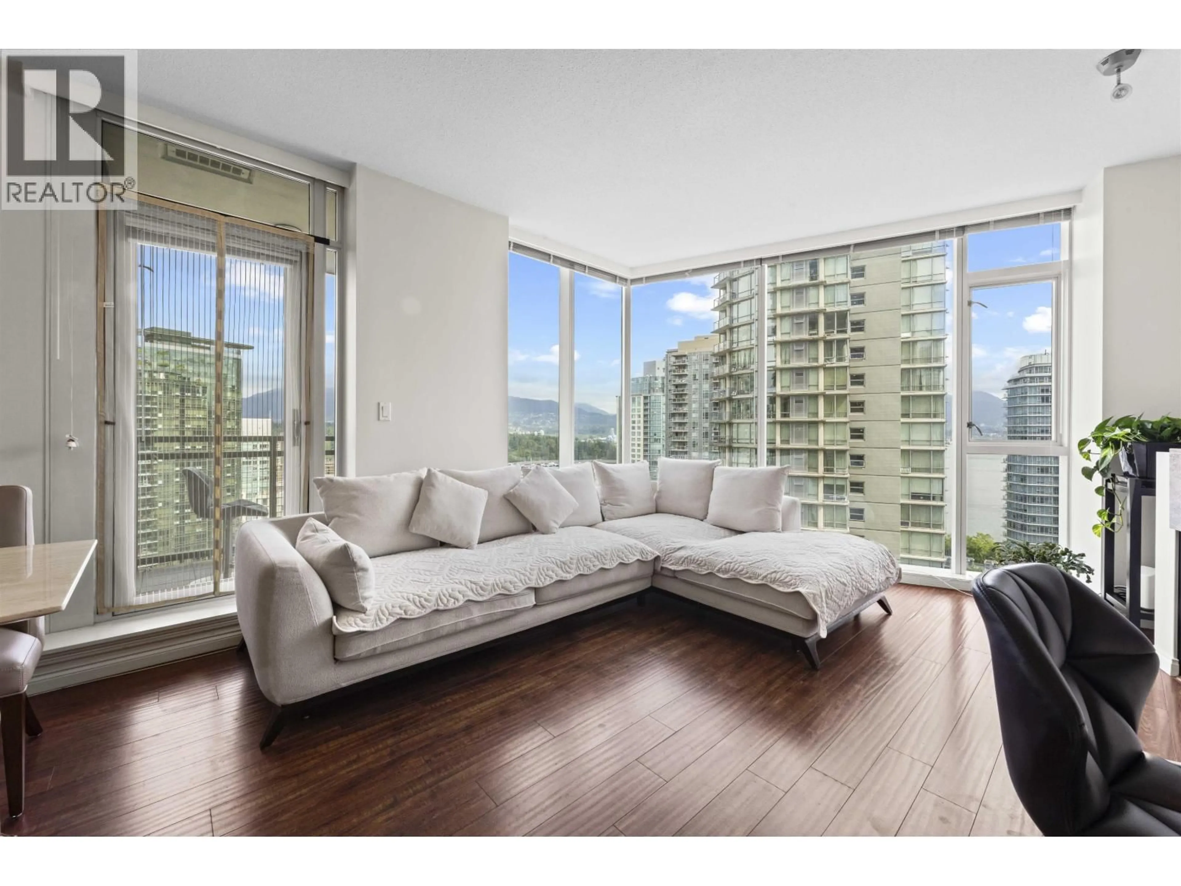 Living room with furniture, unknown for 1705 - 1211 MELVILLE STREET, Vancouver British Columbia V6E0A7