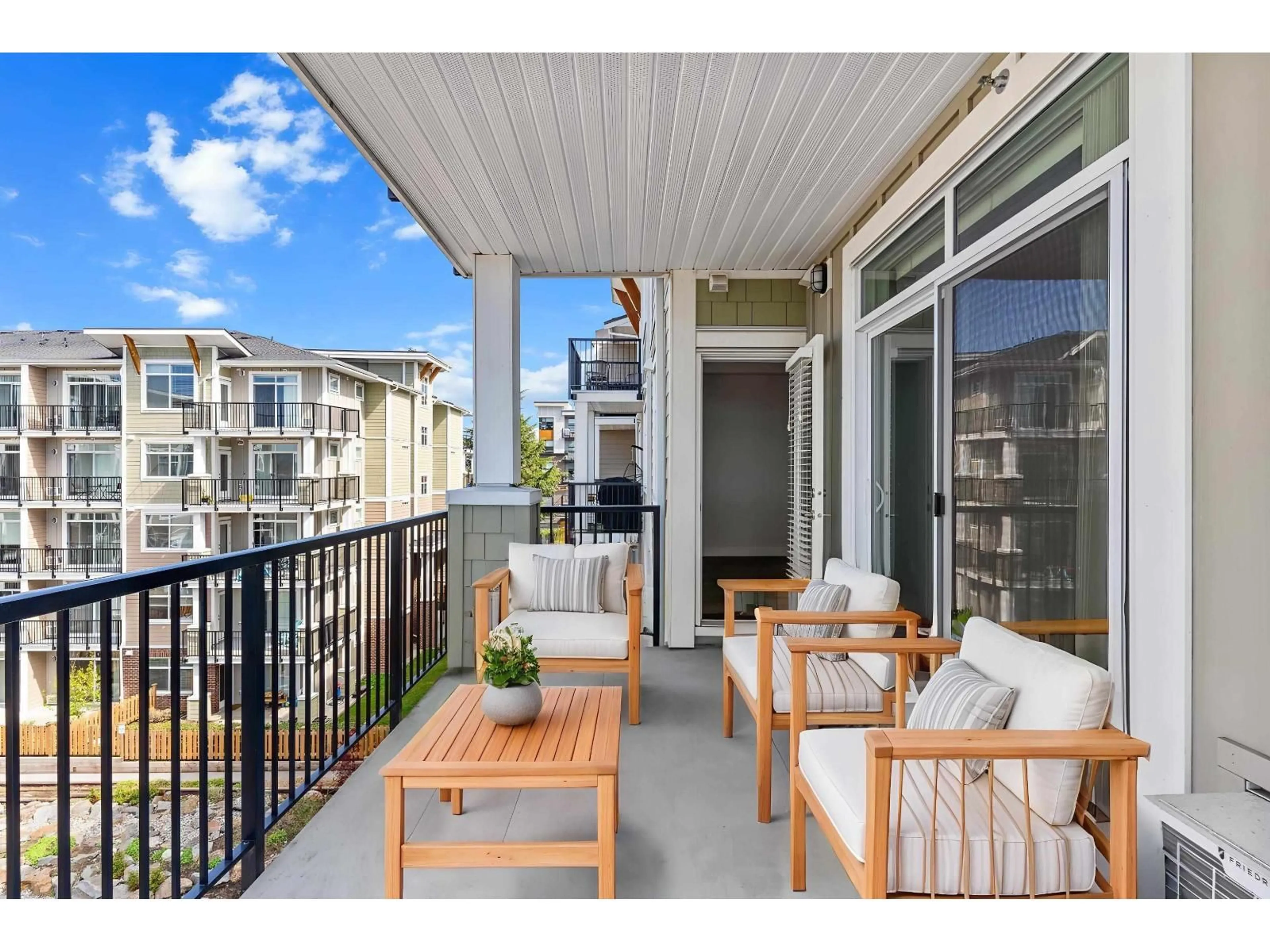 Patio, water/lake/river/ocean view for 312 - 20696 EASTLEIGH CRESCENT, Langley British Columbia V3A0M3