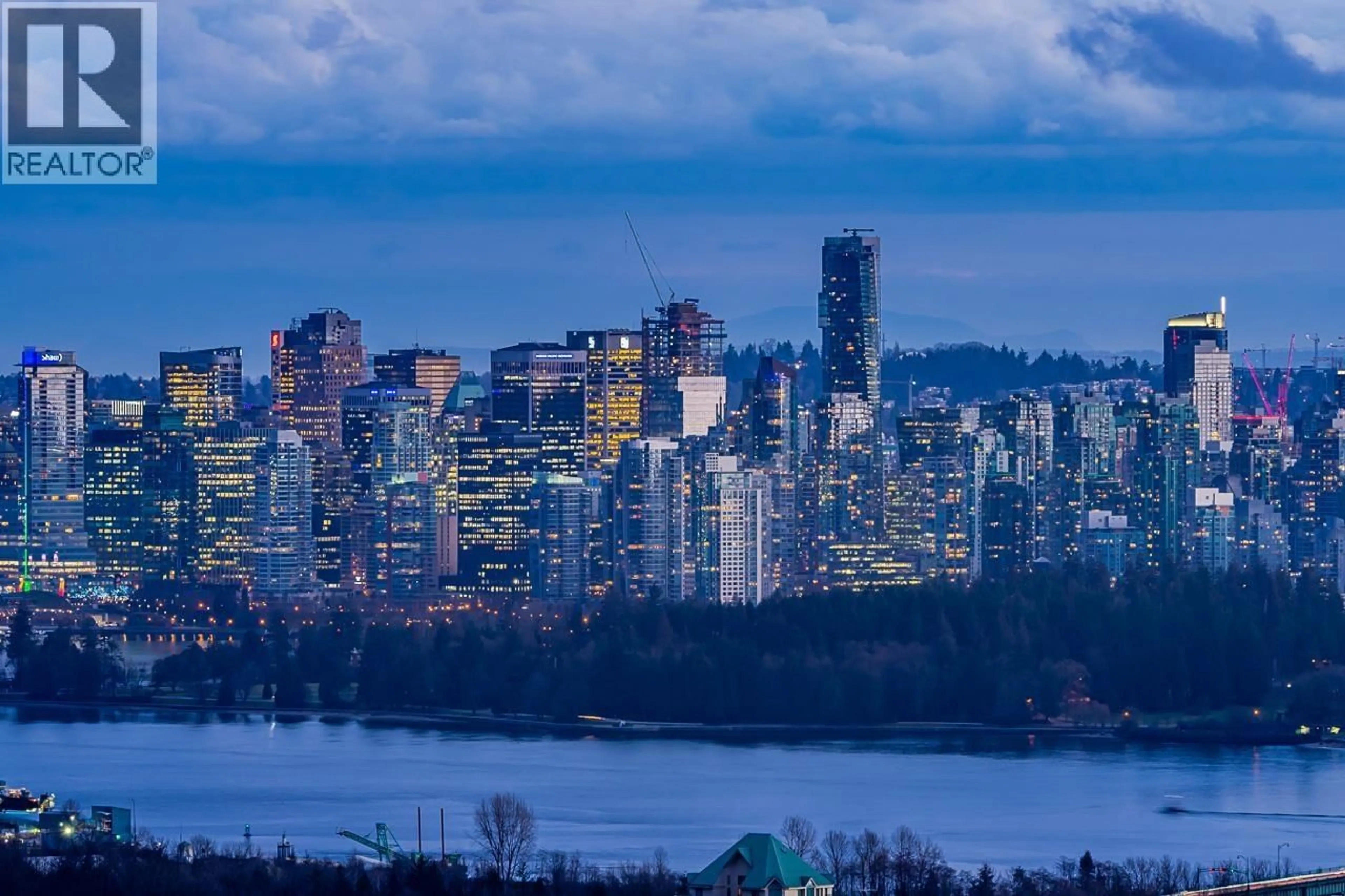 Blurry image for 797 EYREMOUNT DRIVE, West Vancouver British Columbia V7S2A3