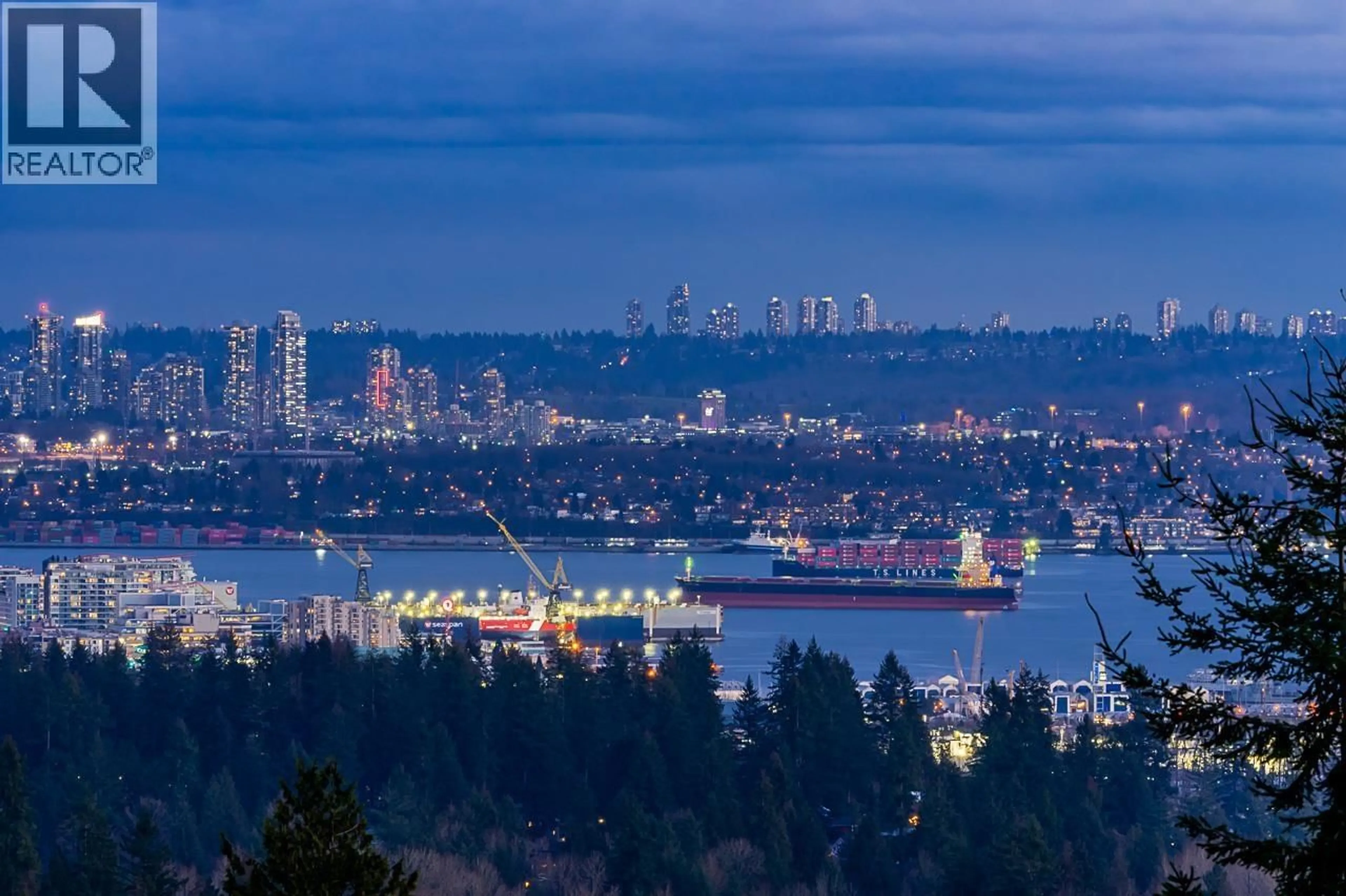 Blurry image for 797 EYREMOUNT DRIVE, West Vancouver British Columbia V7S2A3