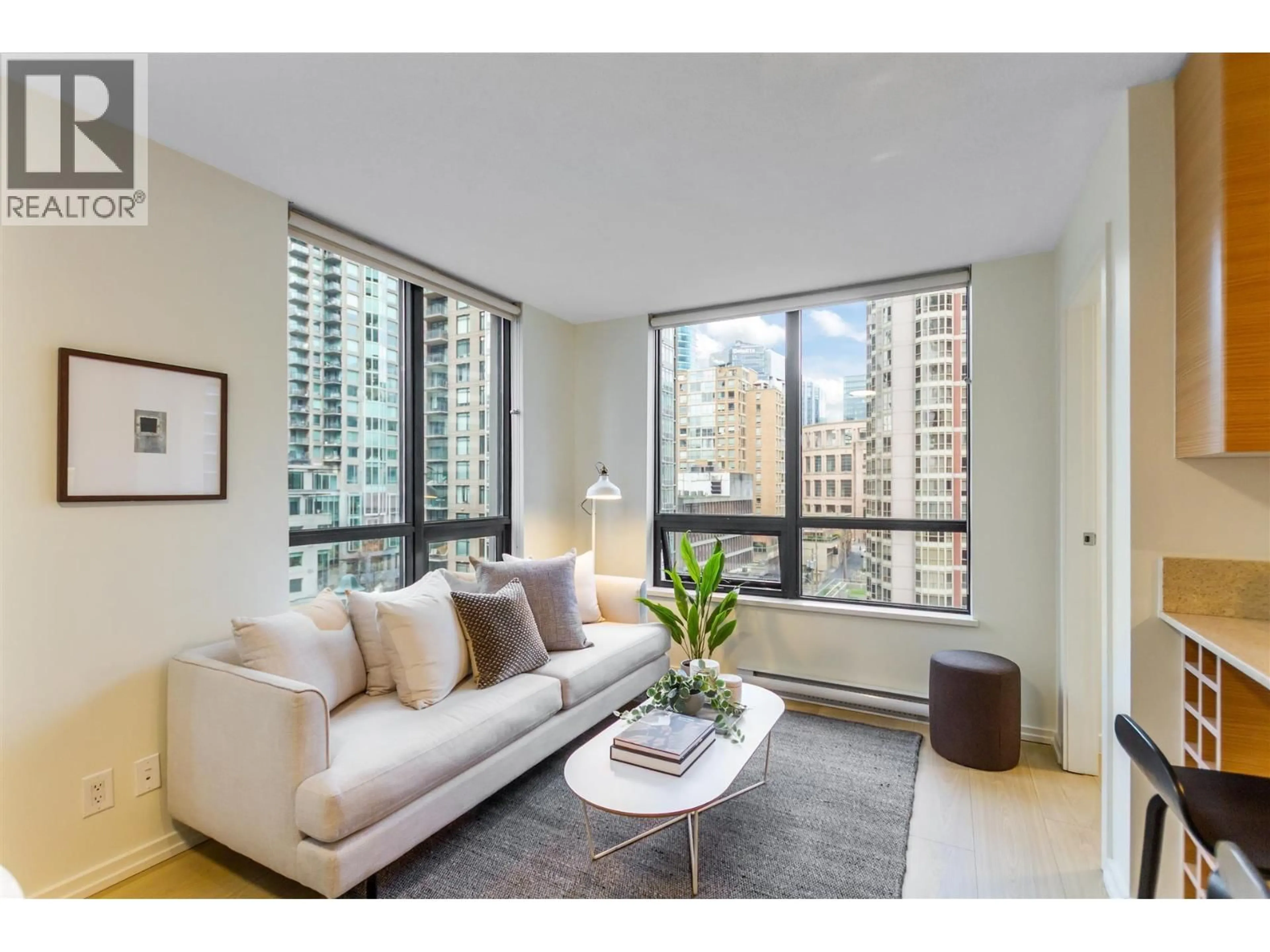 Living room with furniture, unknown for 1109 - 909 MAINLAND STREET, Vancouver British Columbia V6B1S3