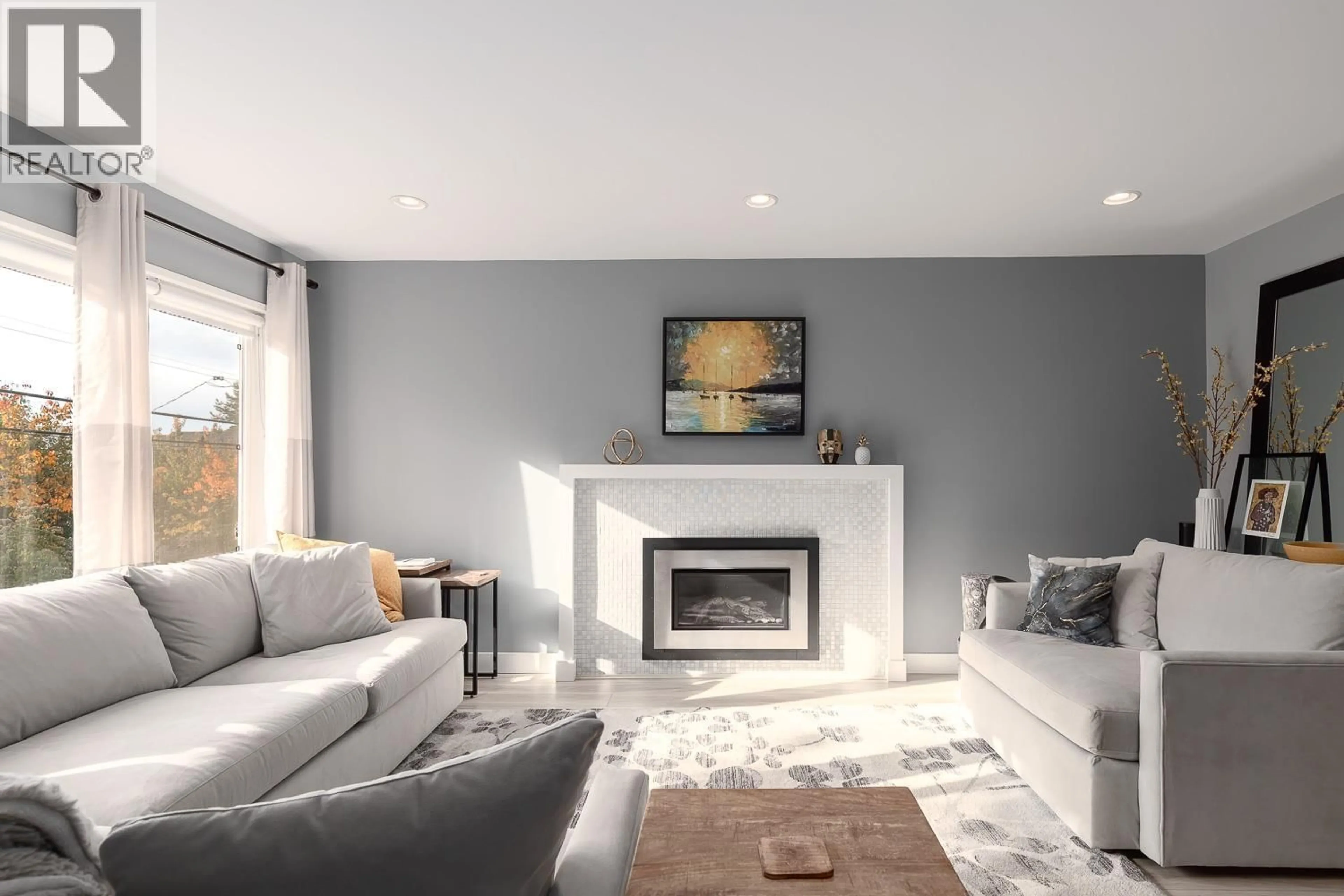 Living room with furniture, unknown for 2023 CHARLES STREET, Vancouver British Columbia V5L2V1