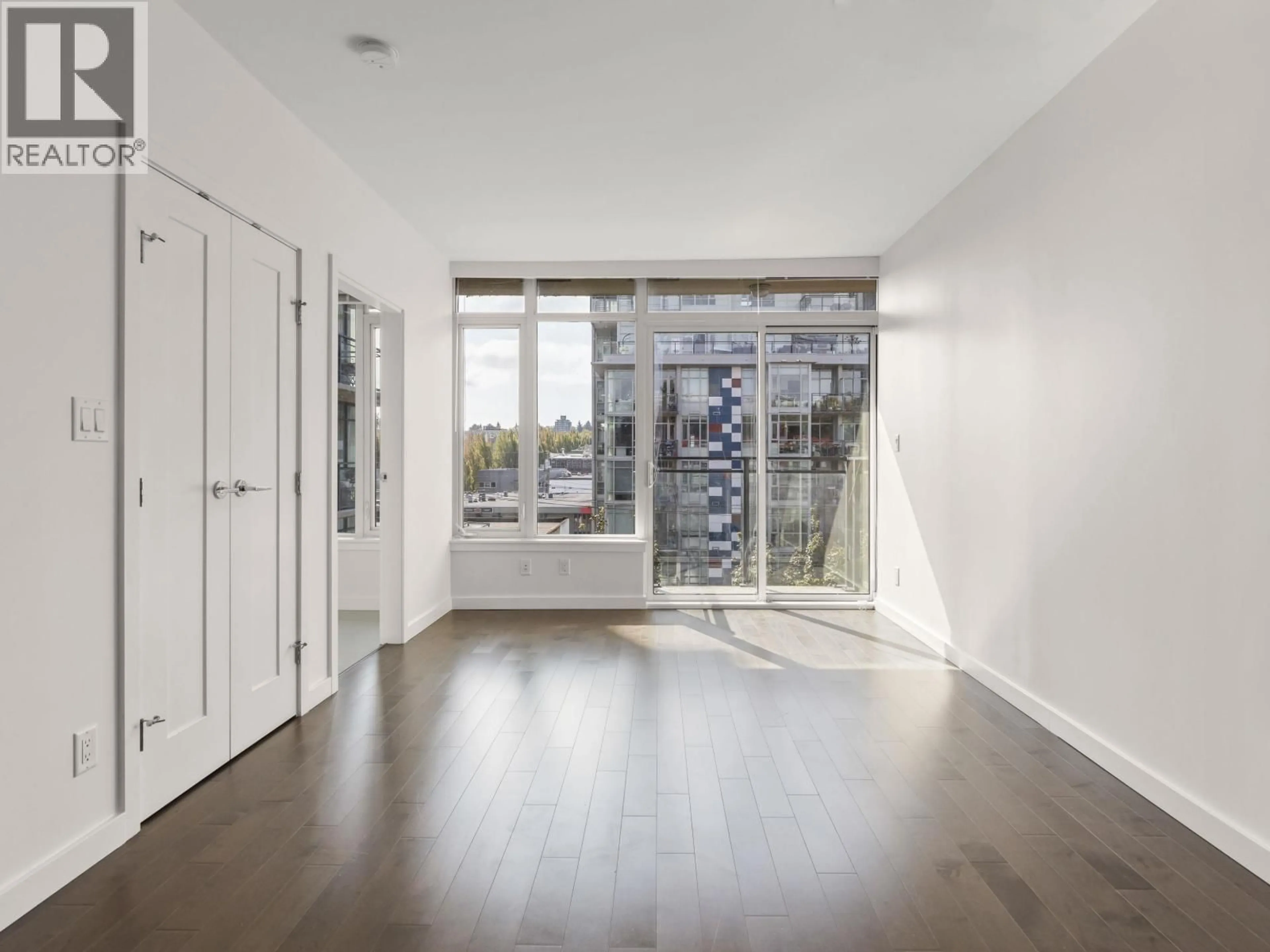 Indoor entryway for 608 - 38 1ST AVENUE, Vancouver British Columbia V5Y0K3