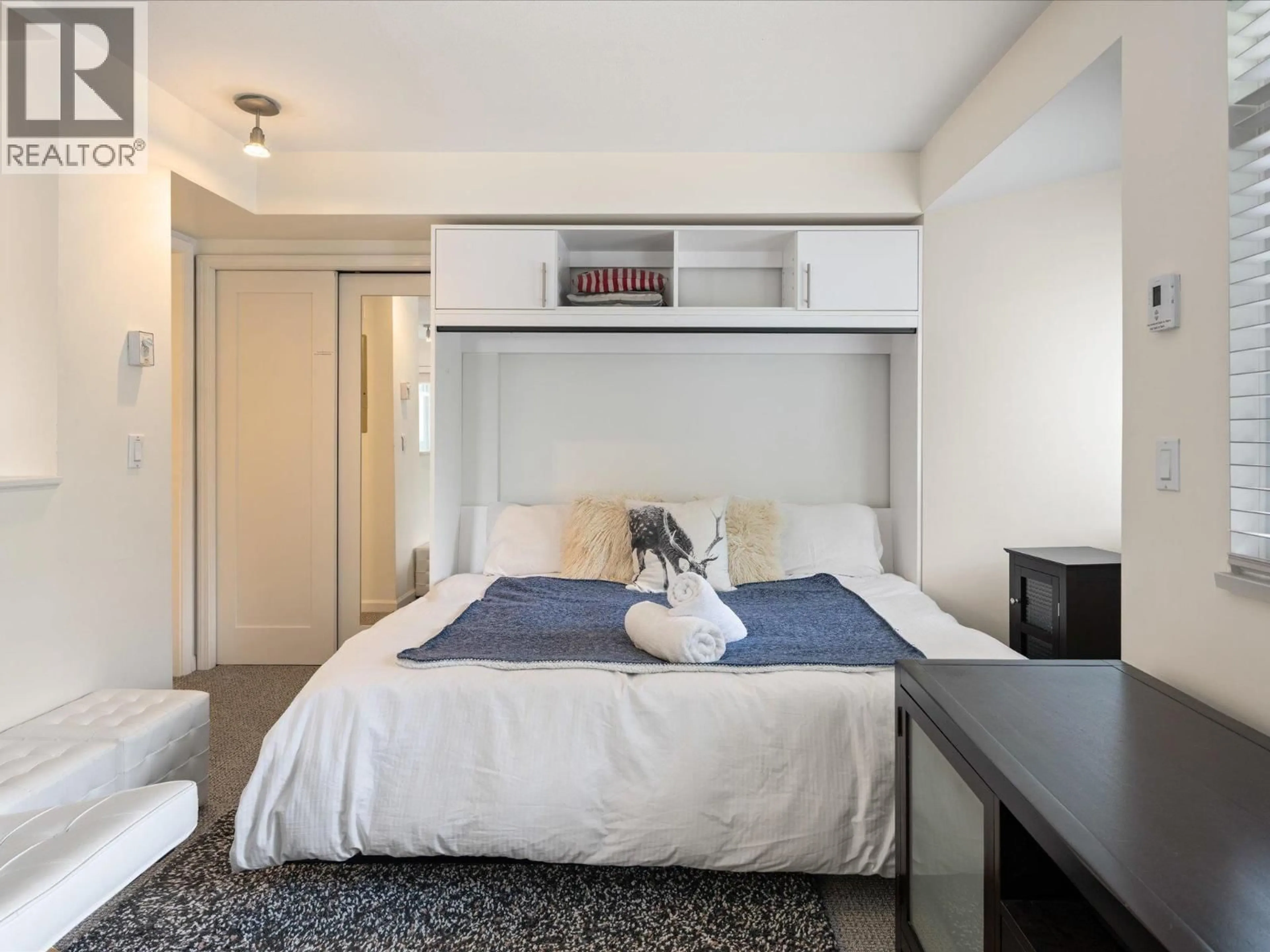 Bedroom with bed, unknown for 73 - 4335 NORTHLANDS BOULEVARD, Whistler British Columbia V0N1B4