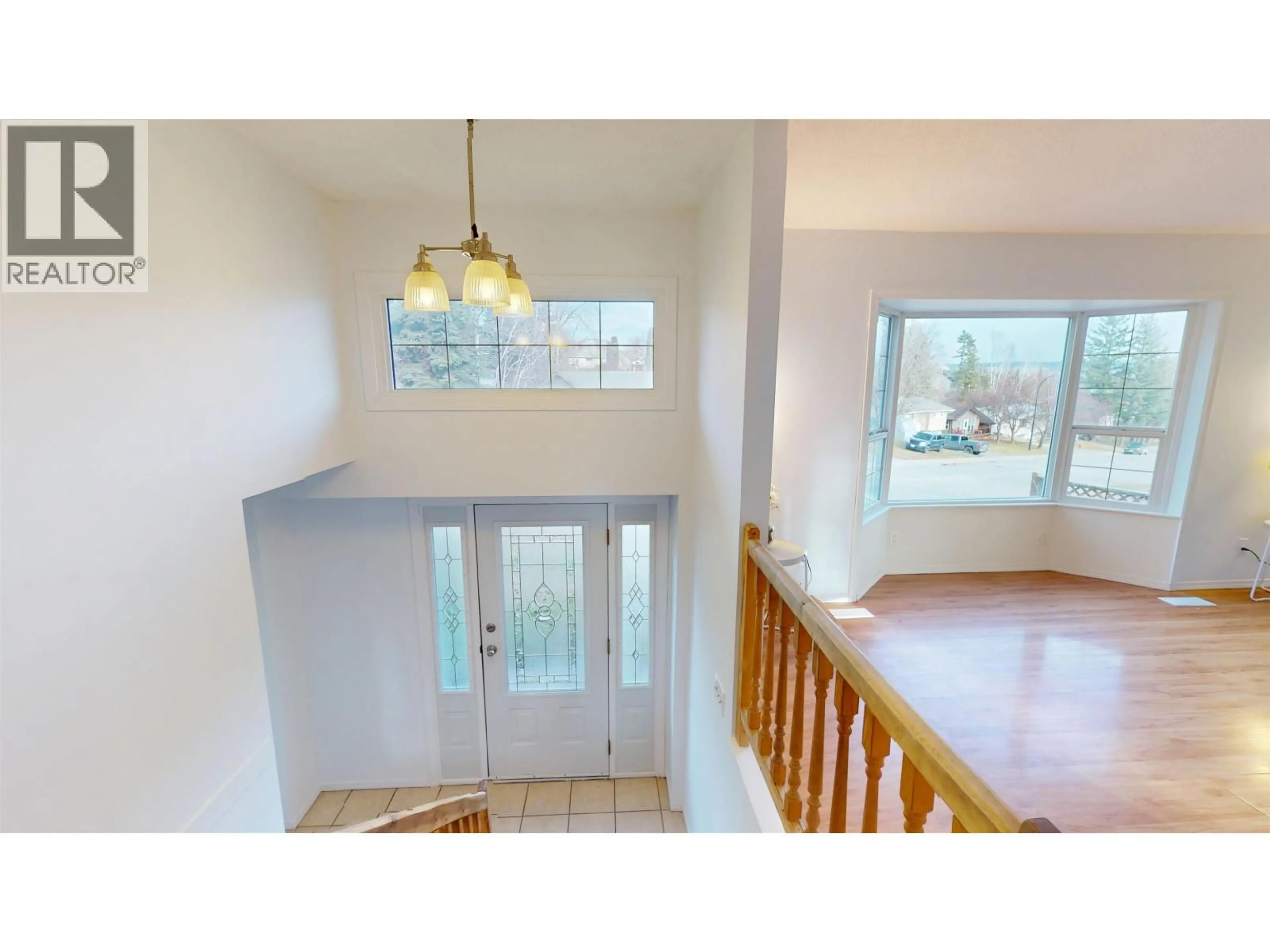 Indoor entryway for 1394 LEWIS DRIVE, Quesnel British Columbia V2J1K8