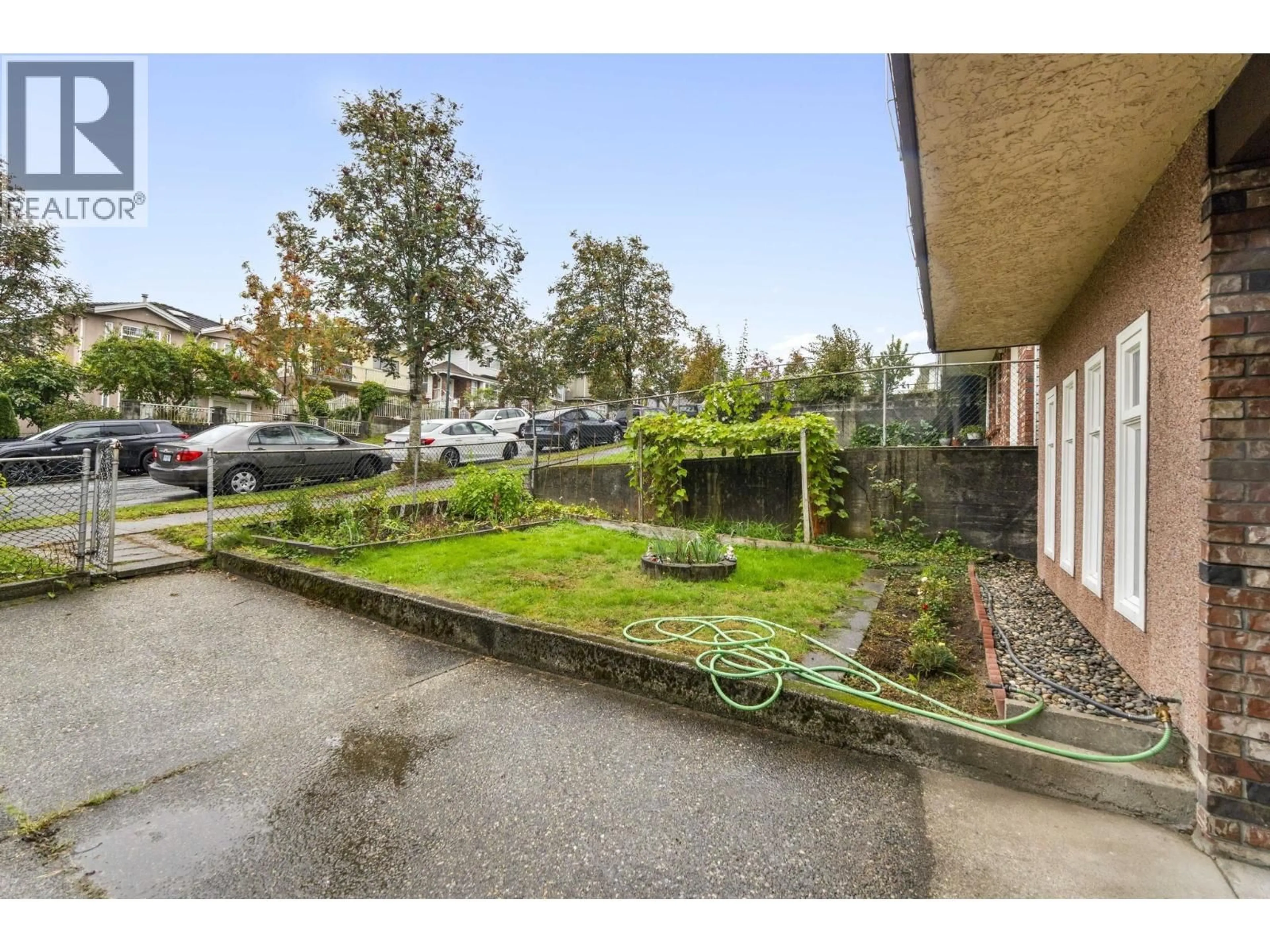 Unknown for 3361 WILLIAM STREET, Vancouver British Columbia V5K2Z4