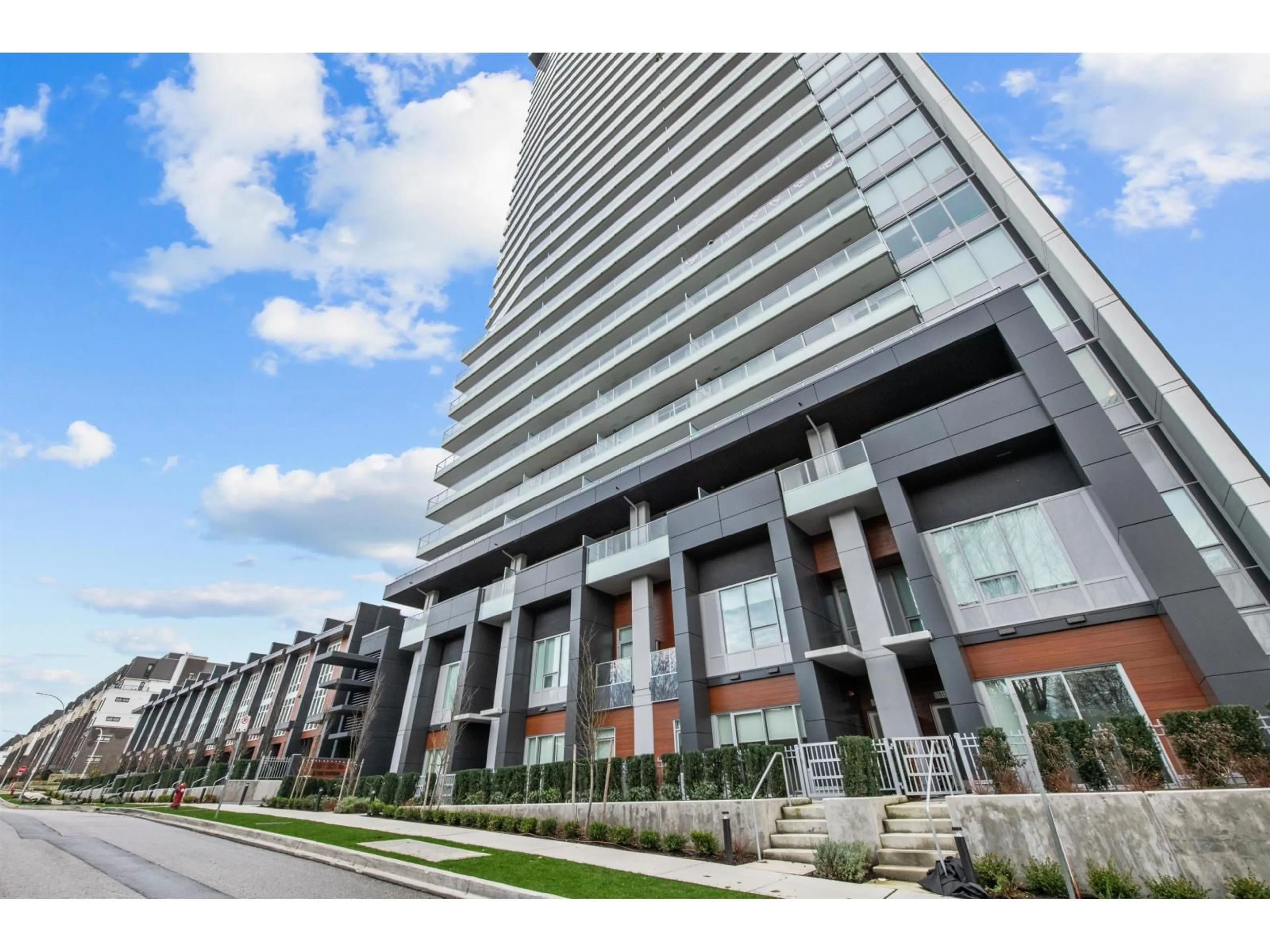 Unknown for 2401 - 8551 201ST, Langley British Columbia V2Y3Y5