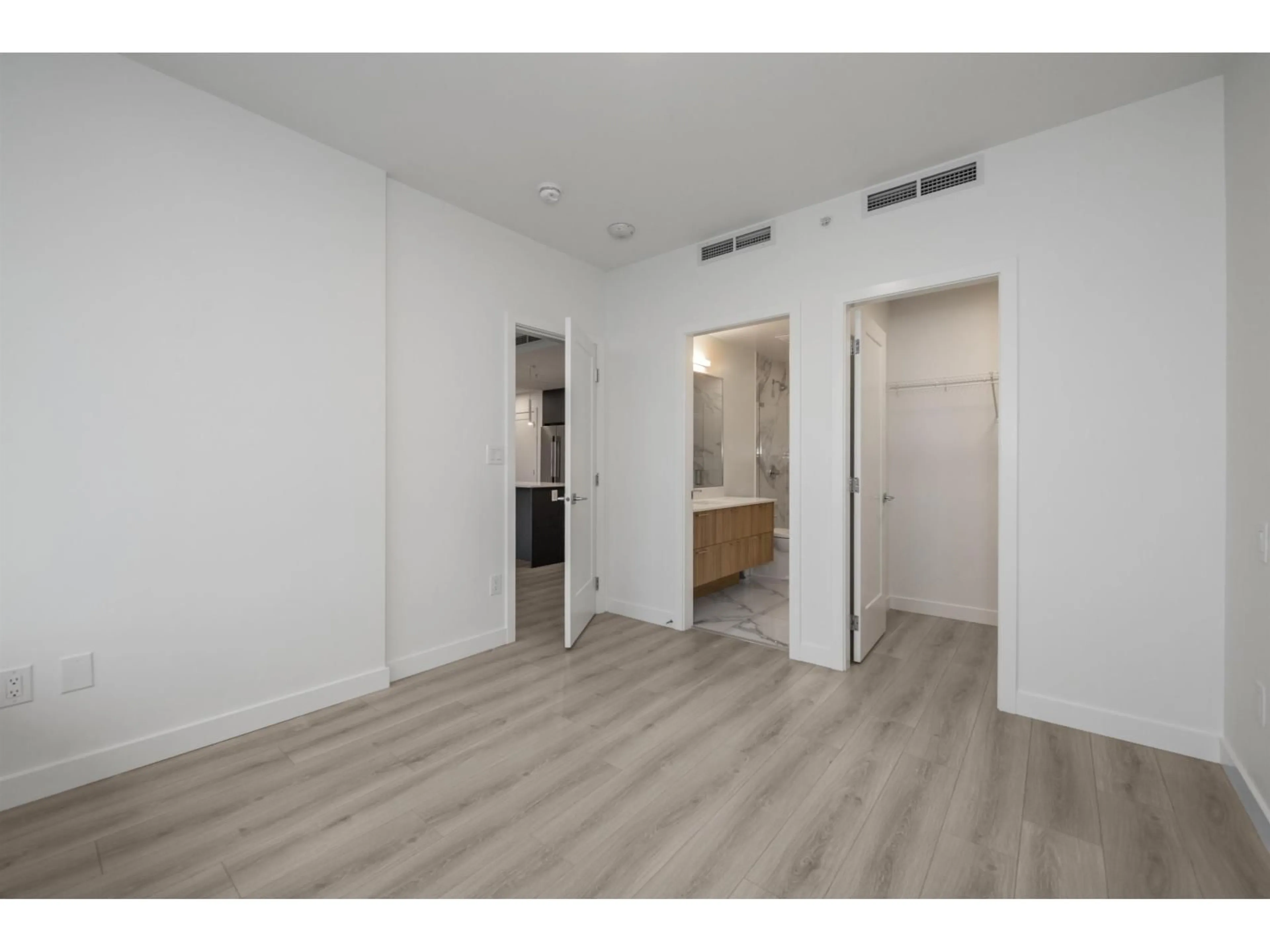 A pic of a room for 2401 - 8551 201ST, Langley British Columbia V2Y3Y5